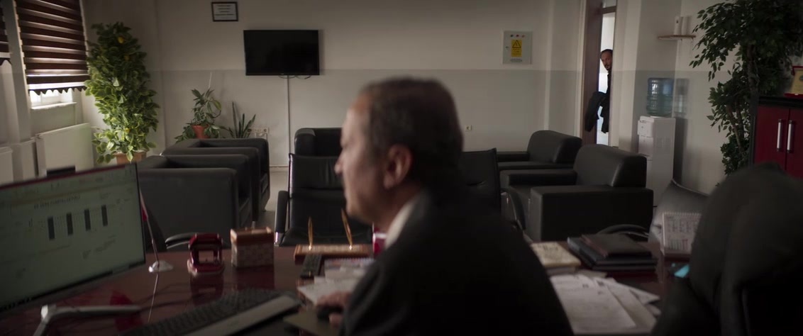 Kuru Otlar Üstüne (2023), wide, 2.39:1 — film still