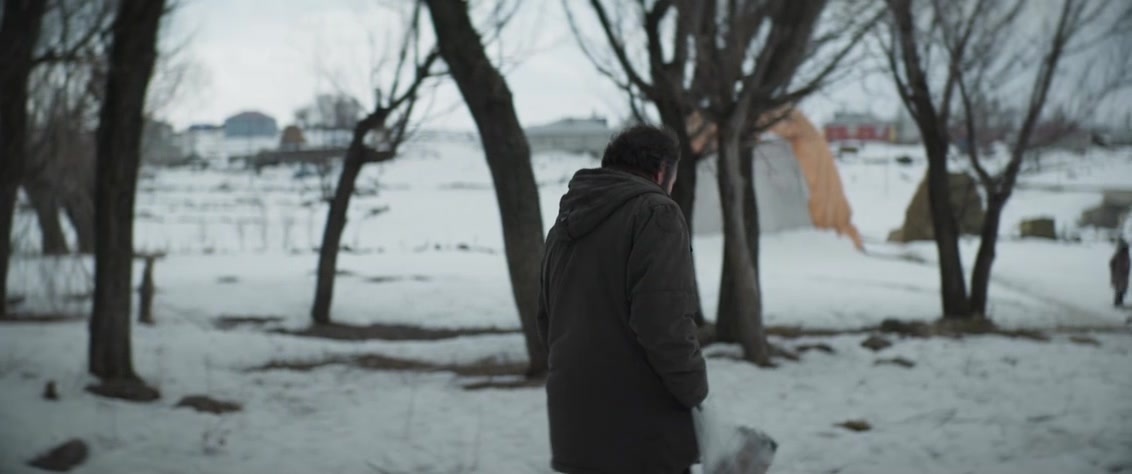 Kuru Otlar Üstüne (2023), close, 2.39:1 — film still