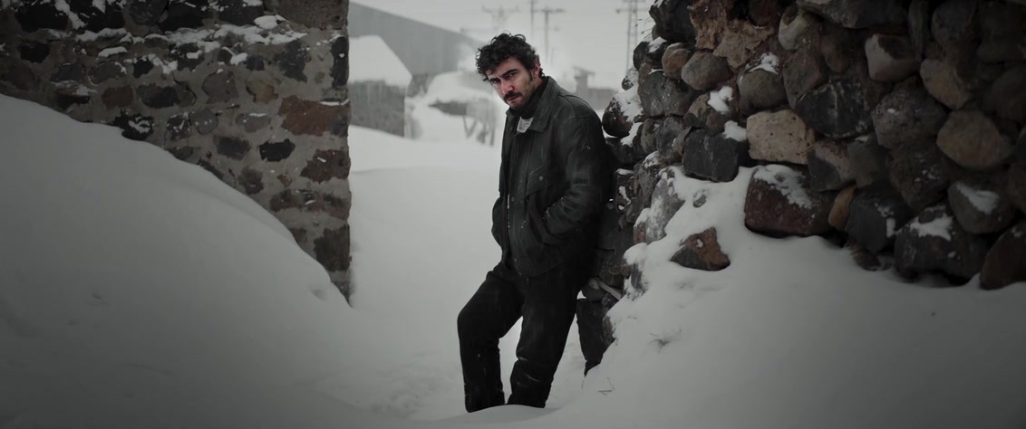 Kuru Otlar Üstüne (2023), wide, 2.39:1 — film still
