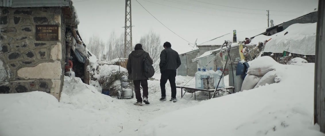 Kuru Otlar Üstüne (2023), wide, 2.39:1 — film still