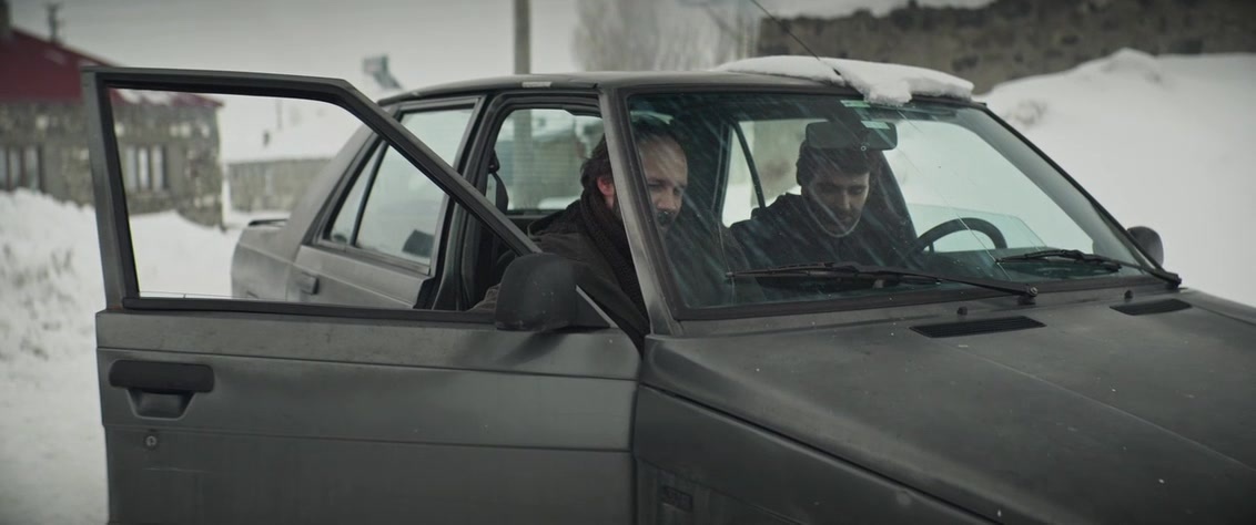 Kuru Otlar Üstüne (2023), wide, 2.39:1 — film still