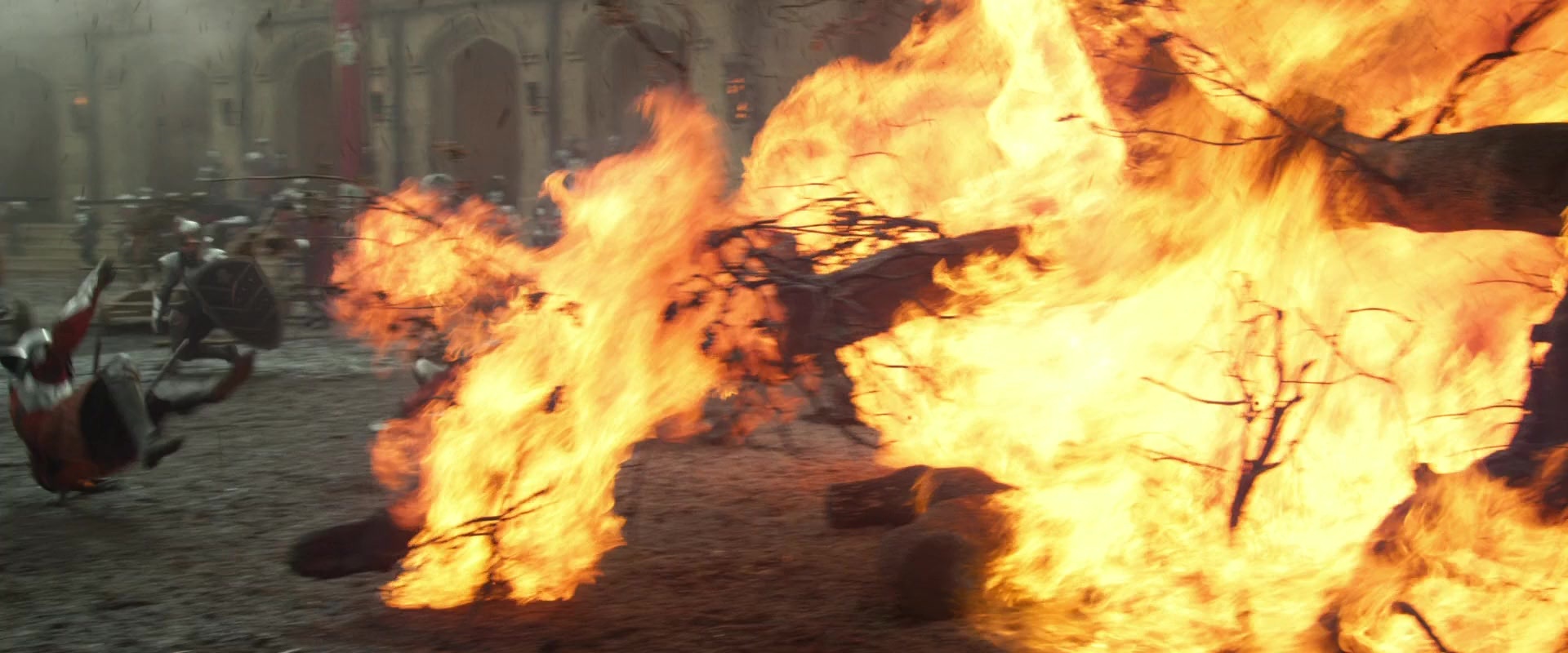 Jack the Giant Slayer (2013), wide, 2.40:1 — film still