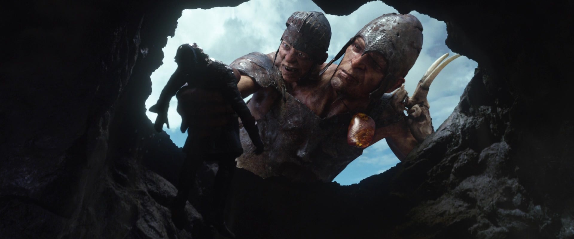 Jack the Giant Slayer (2013), wide, 2.40:1 — film still