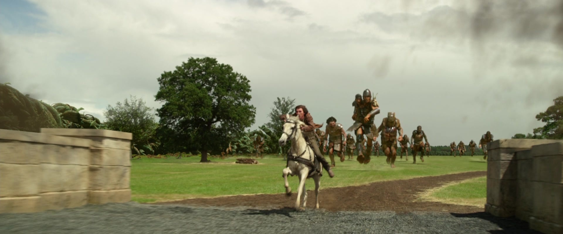 Jack the Giant Slayer (2013), wide, 2.40:1 — film still