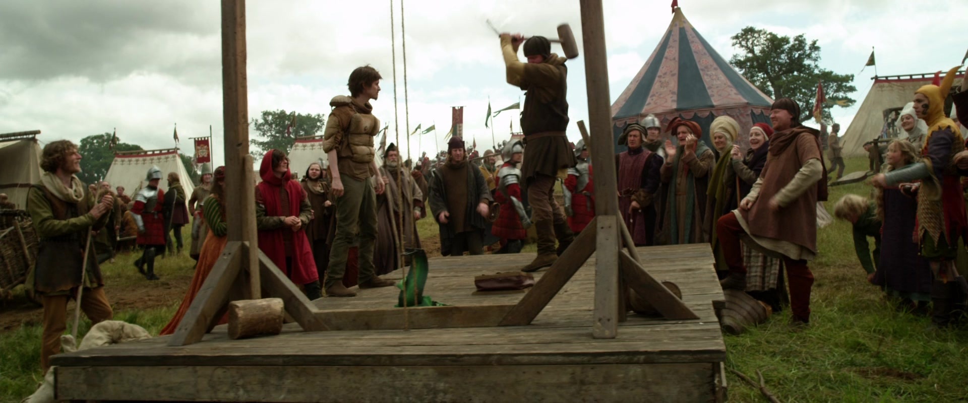 Jack the Giant Slayer (2013), wide, 2.40:1 — film still
