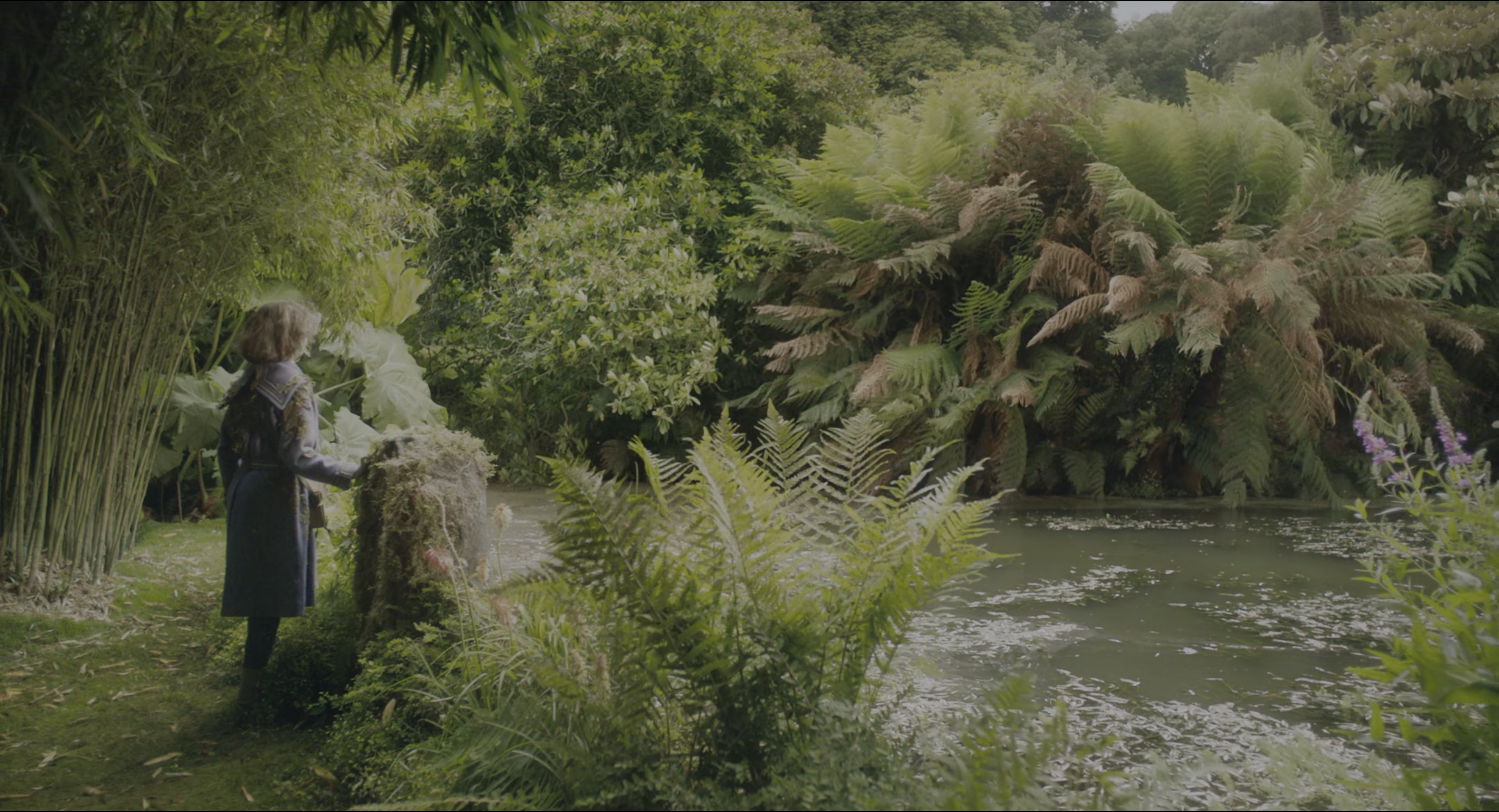 The Secret Garden (2020), wide, 1.85:1 — film still