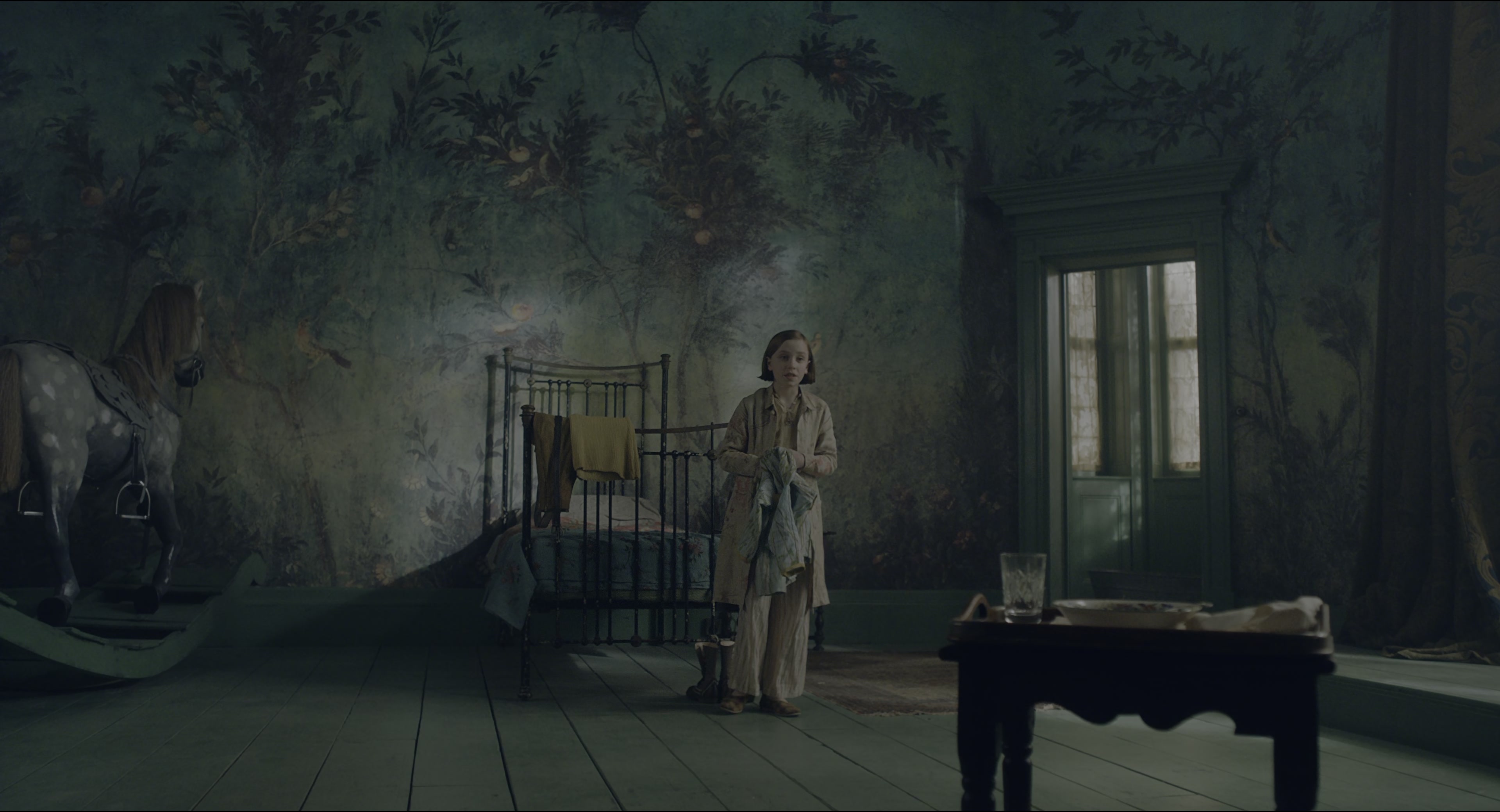 The Secret Garden (2020), wide, 1.85:1 — film still