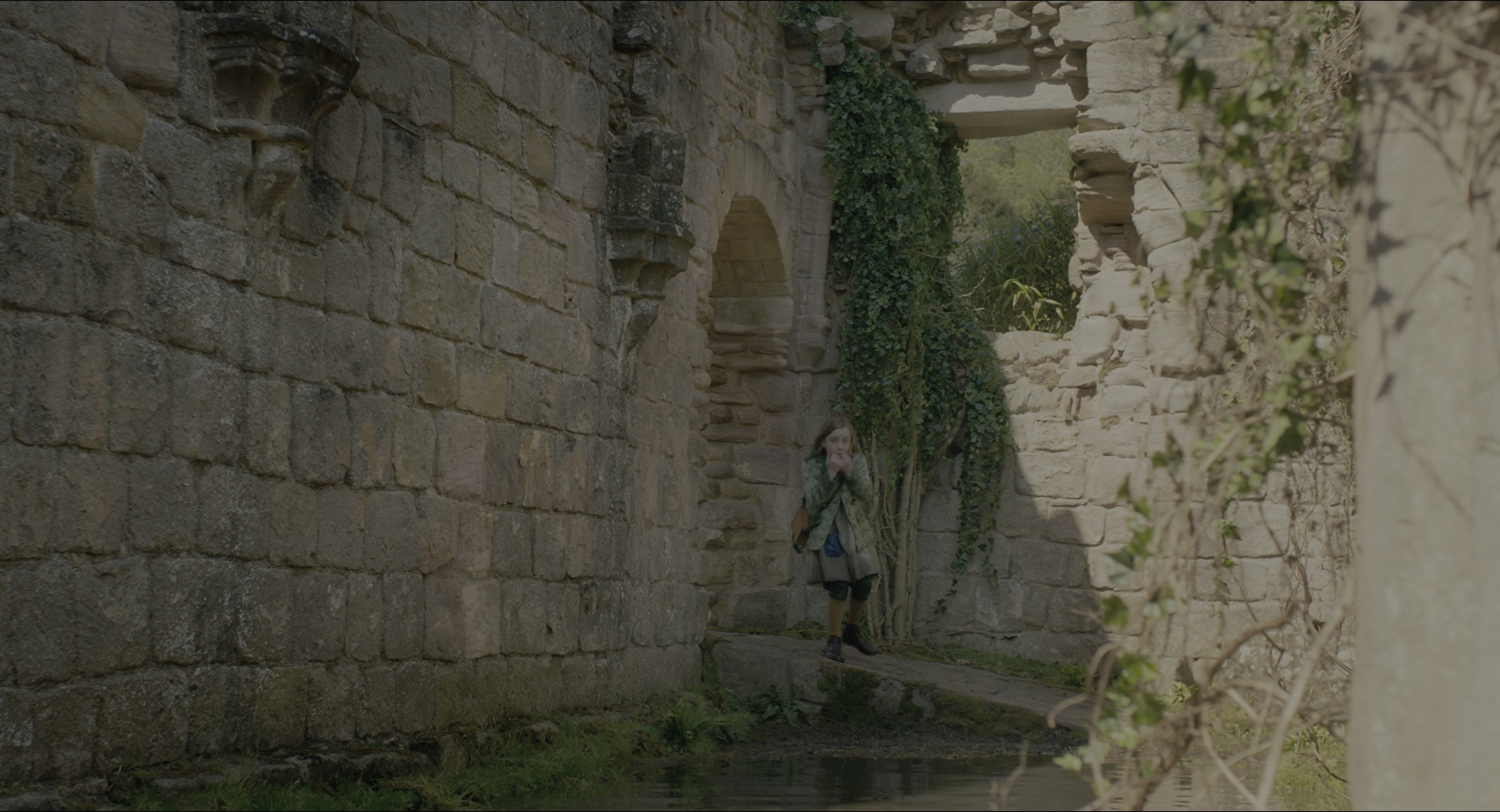 The Secret Garden (2020), wide, 1.85:1 — film still