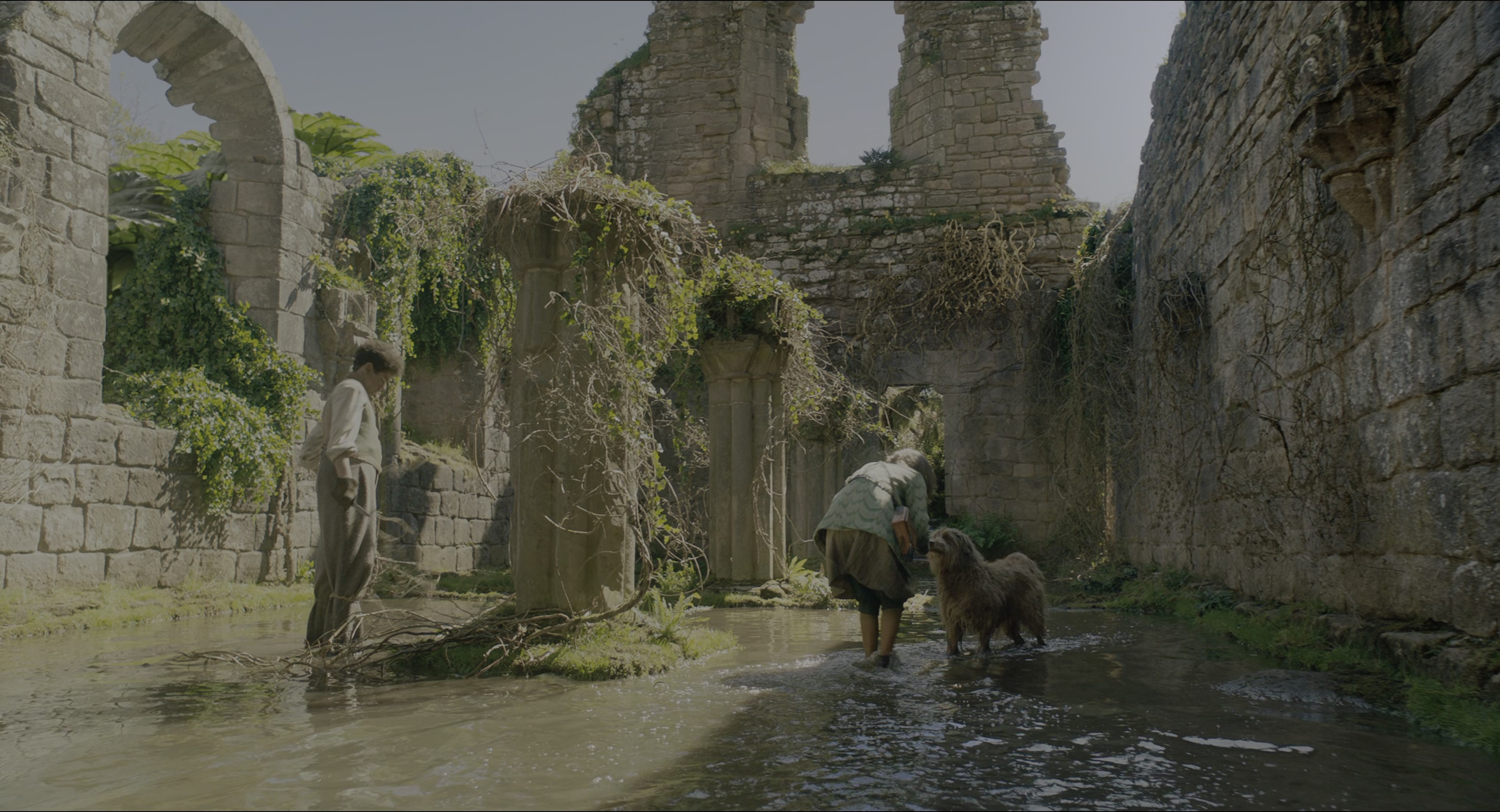 The Secret Garden (2020), wide, 1.85:1 — film still