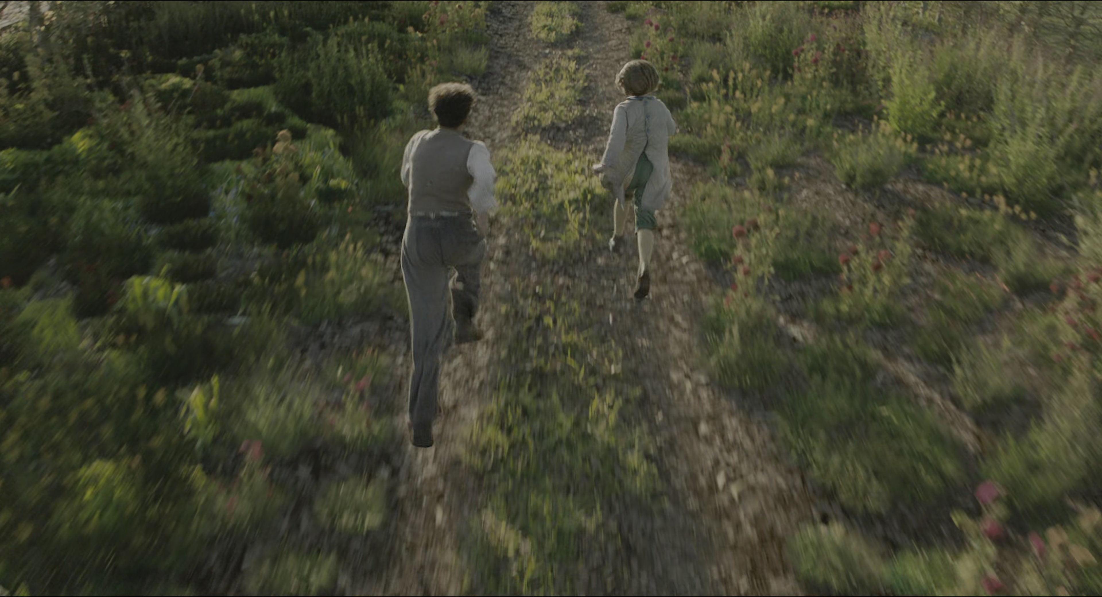 The Secret Garden (2020), wide, 1.85:1 — film still