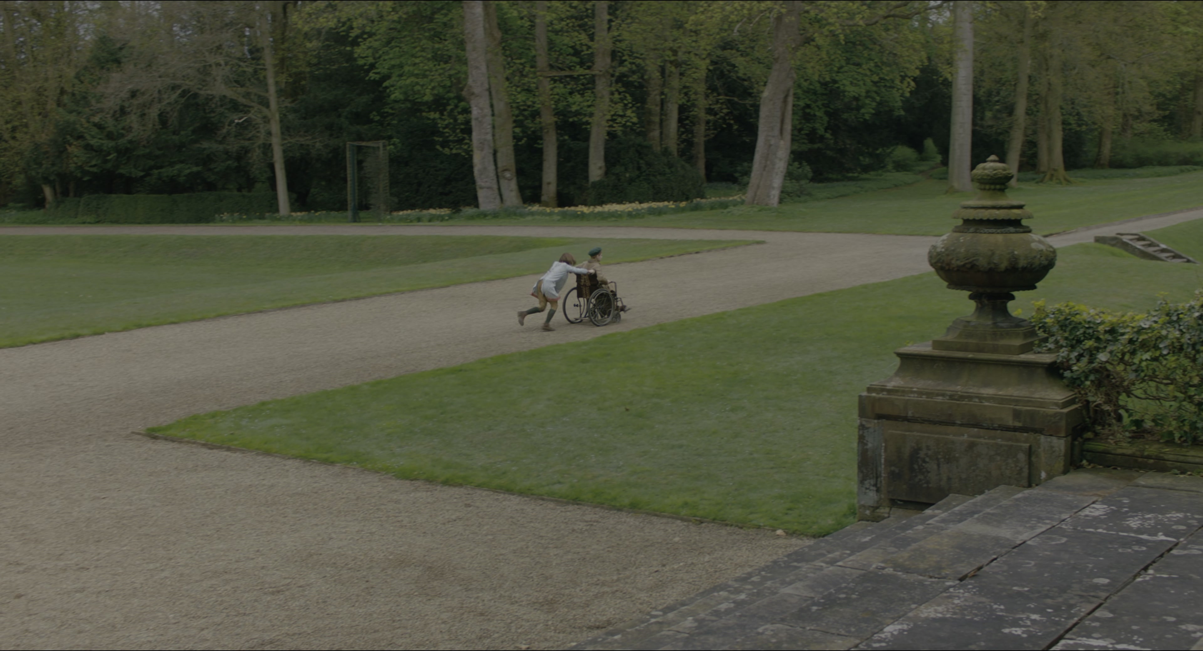 The Secret Garden (2020), wide, 1.85:1 — film still