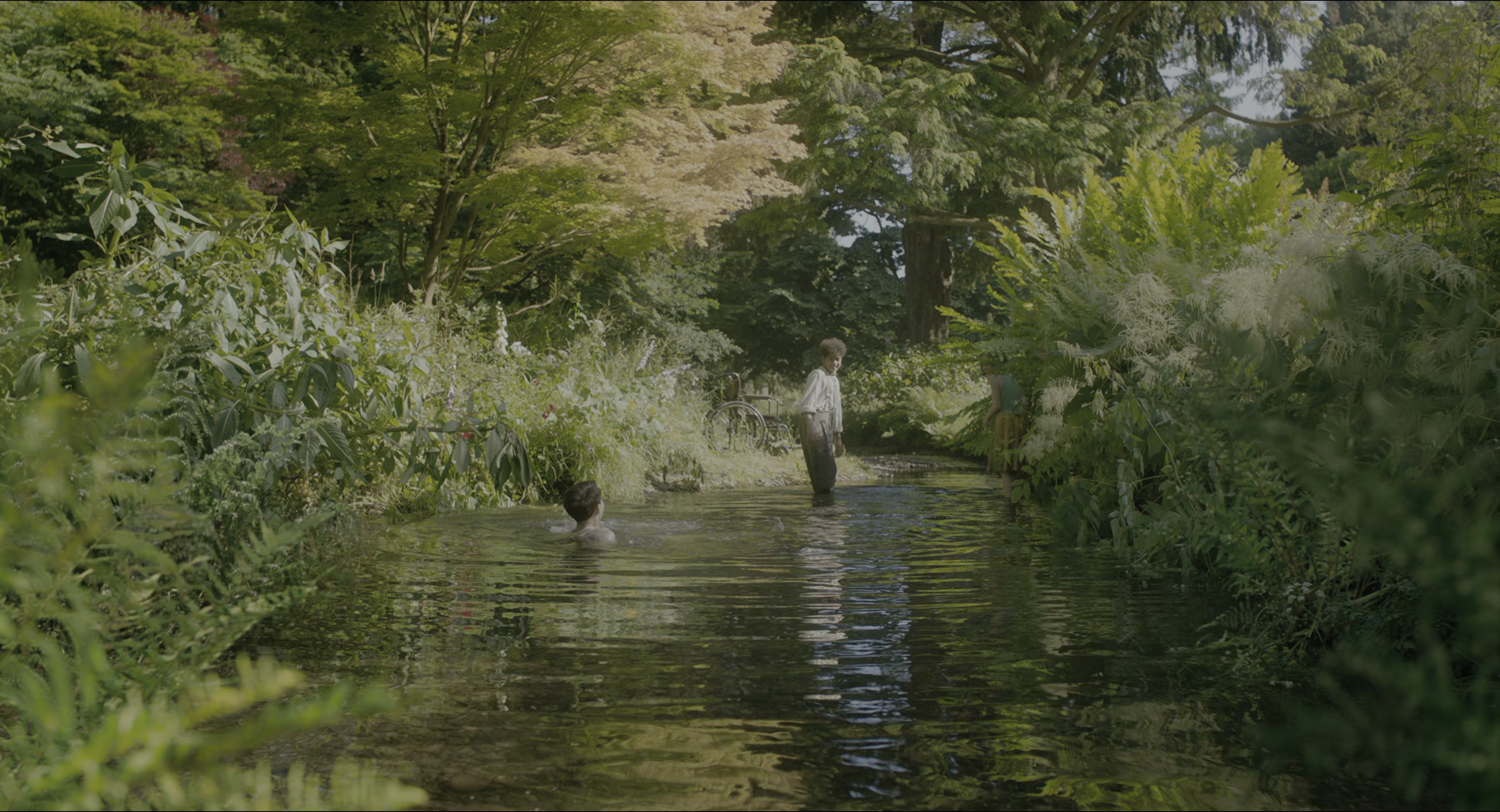 The Secret Garden (2020), wide, 1.85:1 — film still