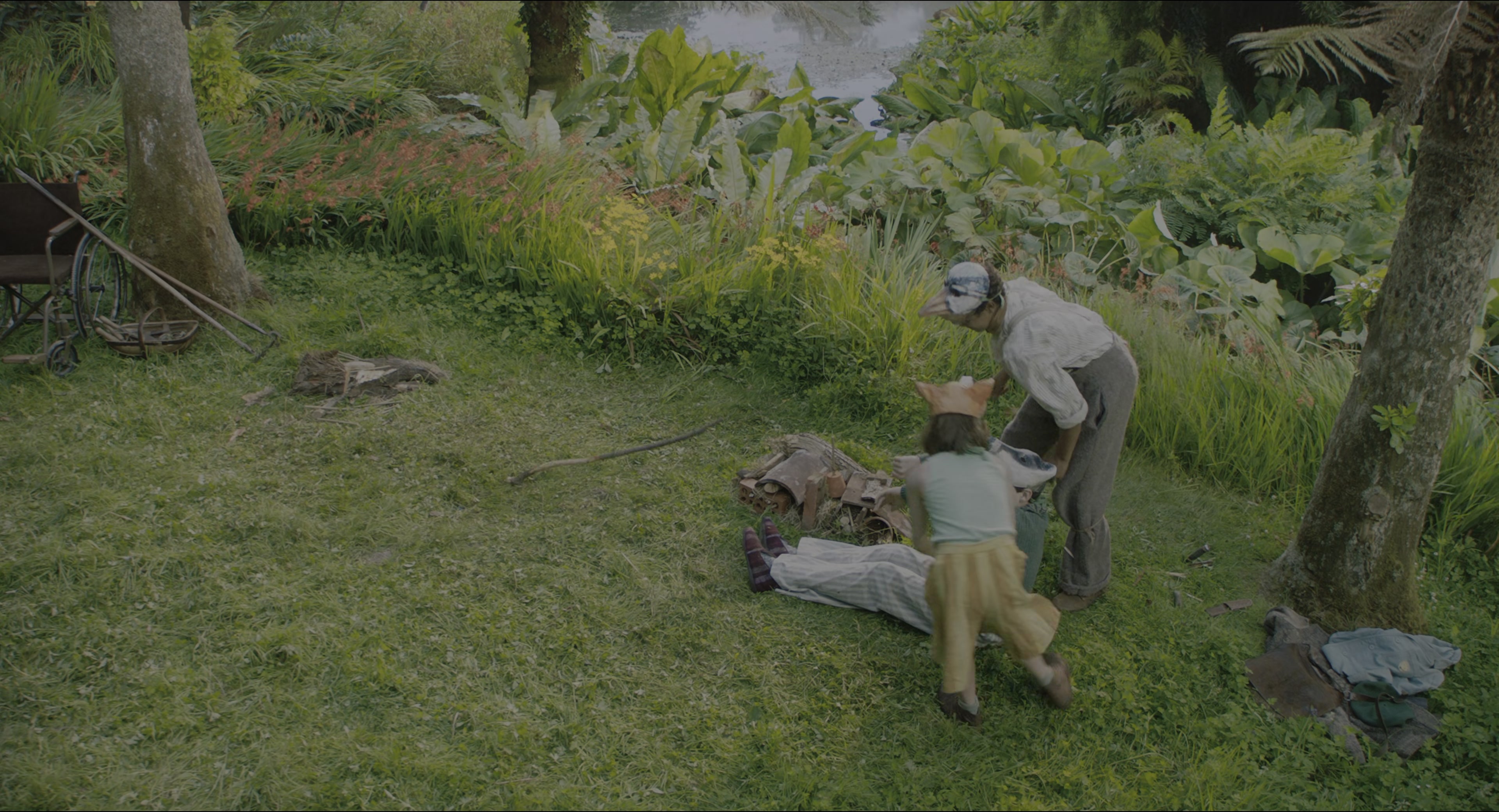 The Secret Garden (2020), wide, 1.85:1 — film still