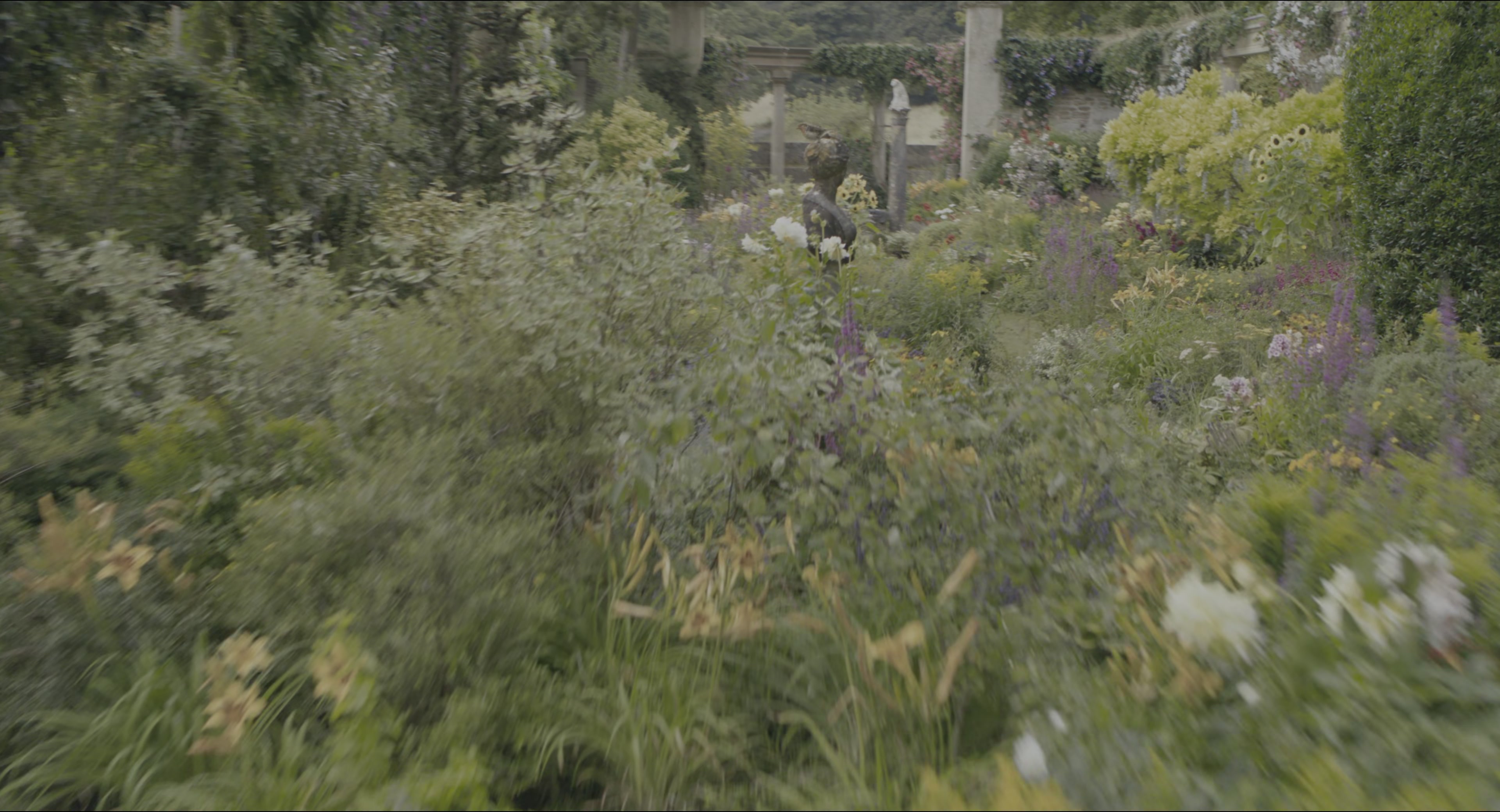 The Secret Garden (2020), wide, 1.85:1 — film still