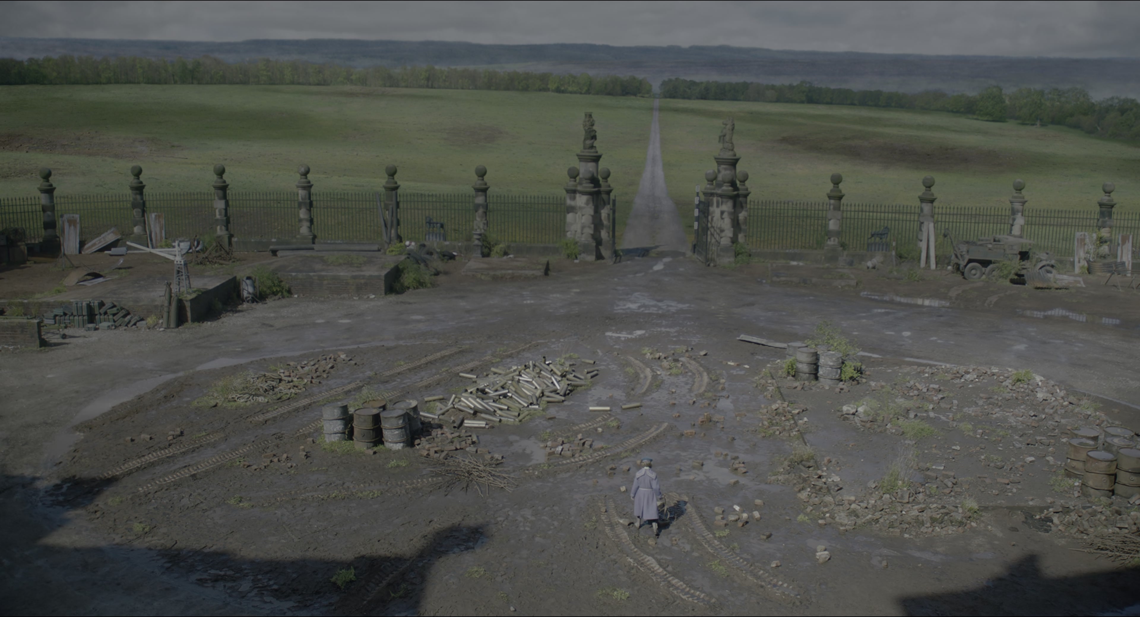 The Secret Garden (2020), wide, 1.85:1 — film still