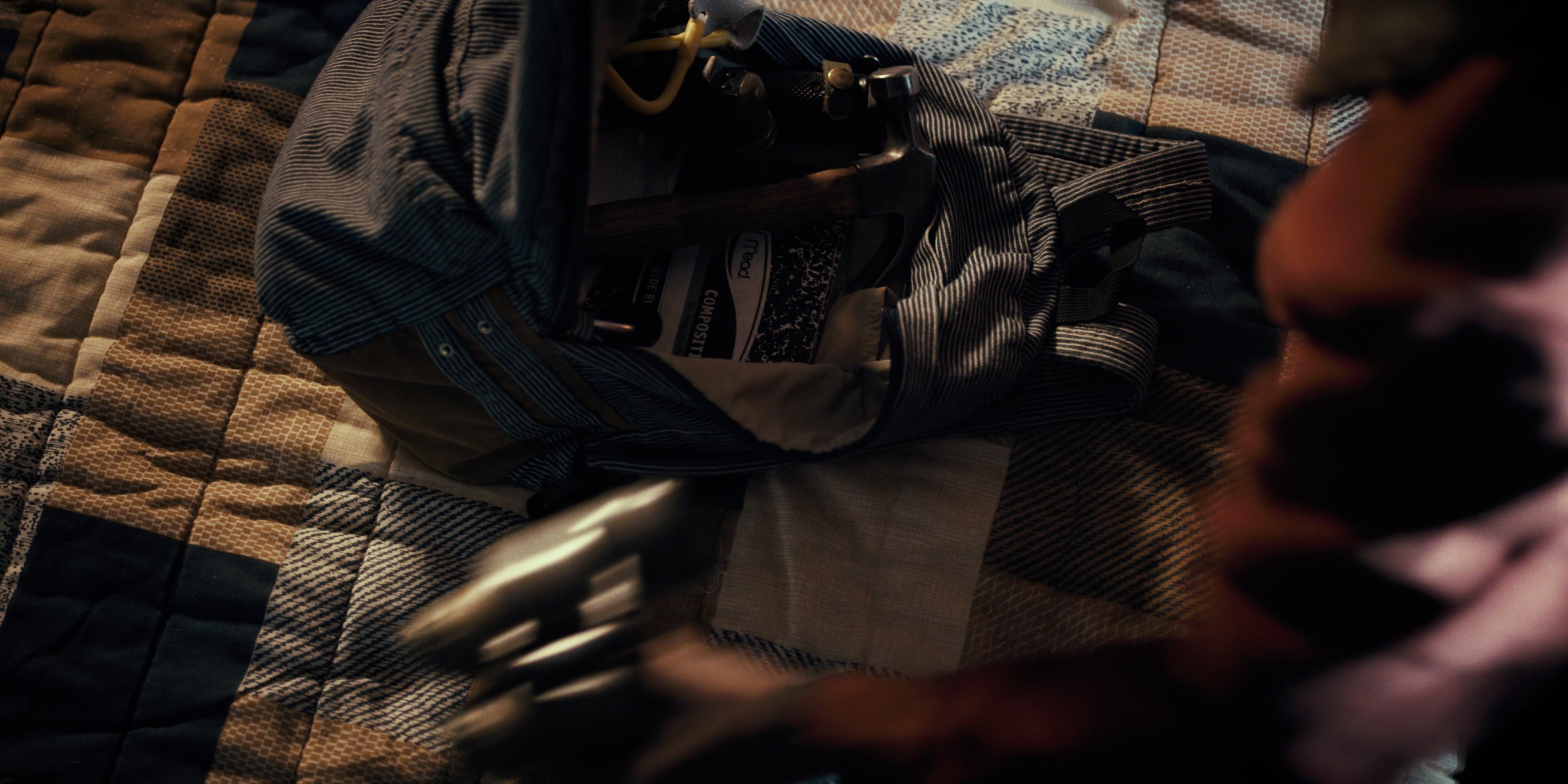 Stranger Things (2016), wide, 2.00:1 — film still