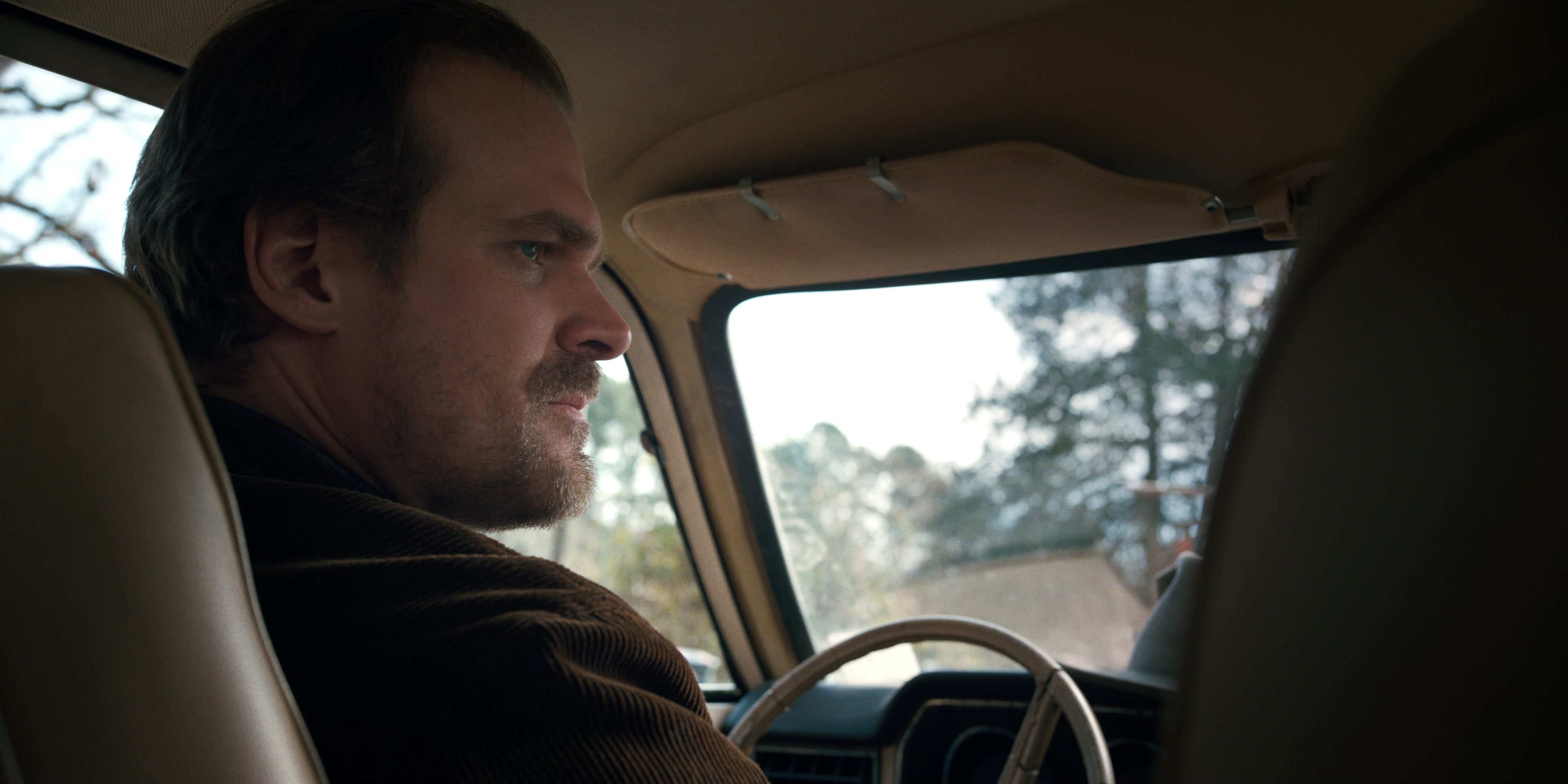 Stranger Things (2016), wide, 2.00:1 — film still