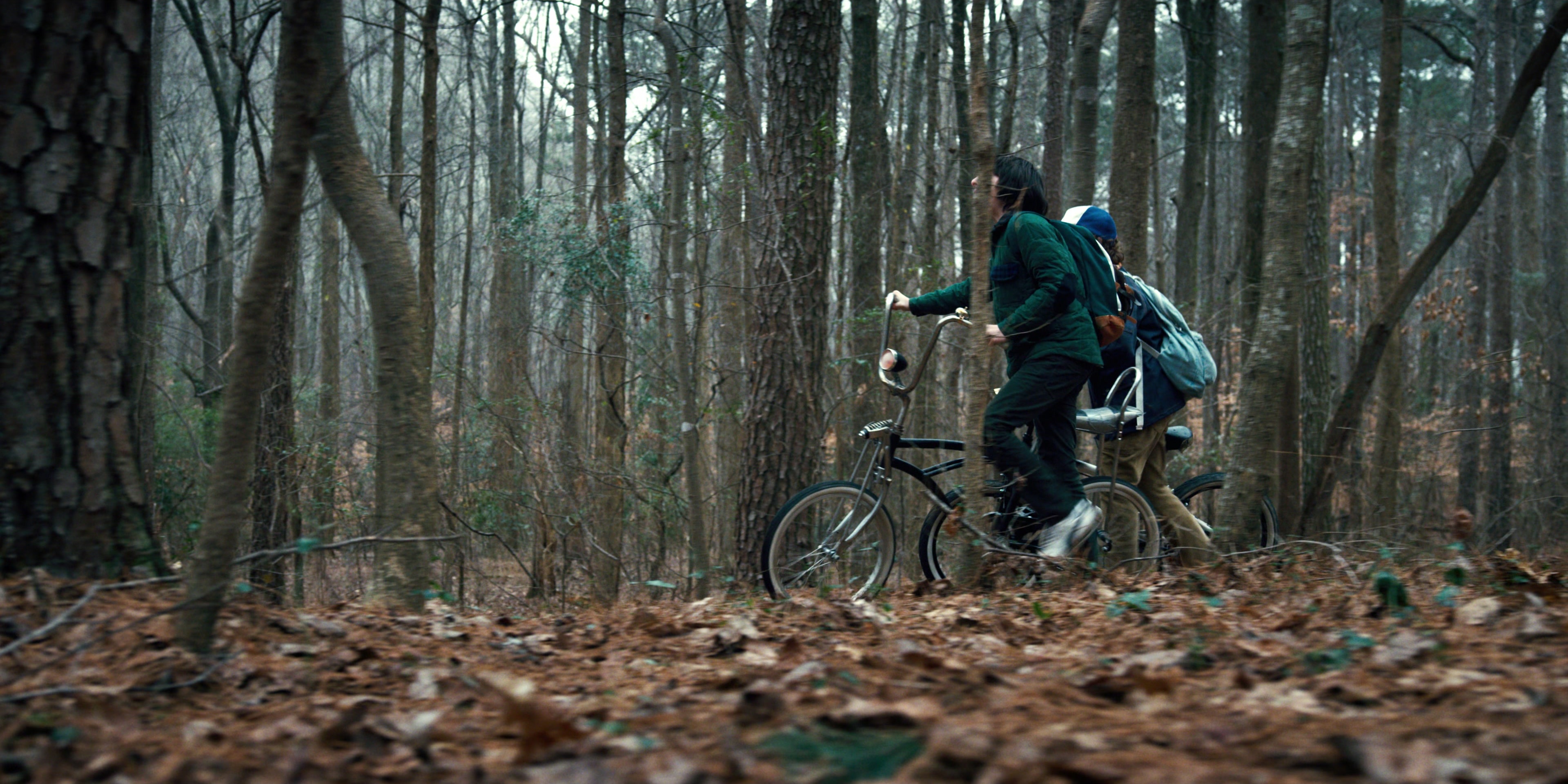Stranger Things (2016), wide, 2.00:1 — film still
