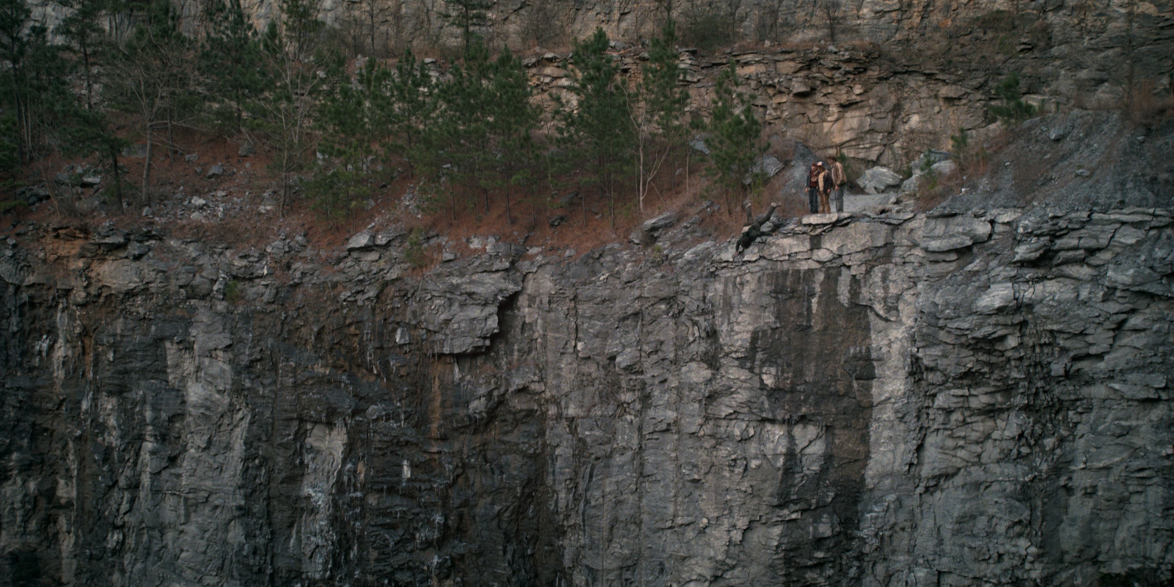 Stranger Things (2016), wide, 2.00:1 — film still
