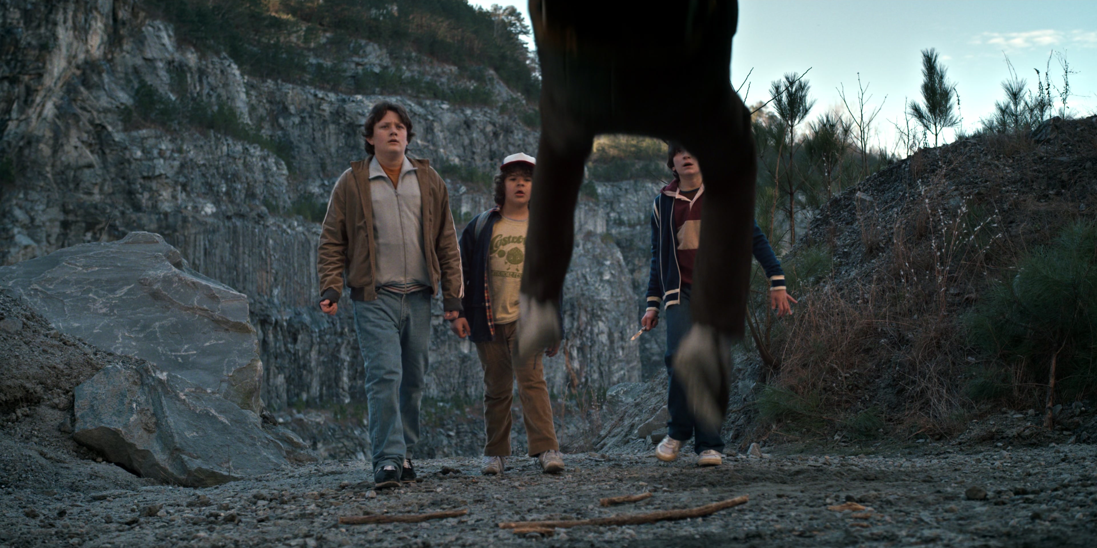 Stranger Things (2016), wide, 2.00:1 — film still
