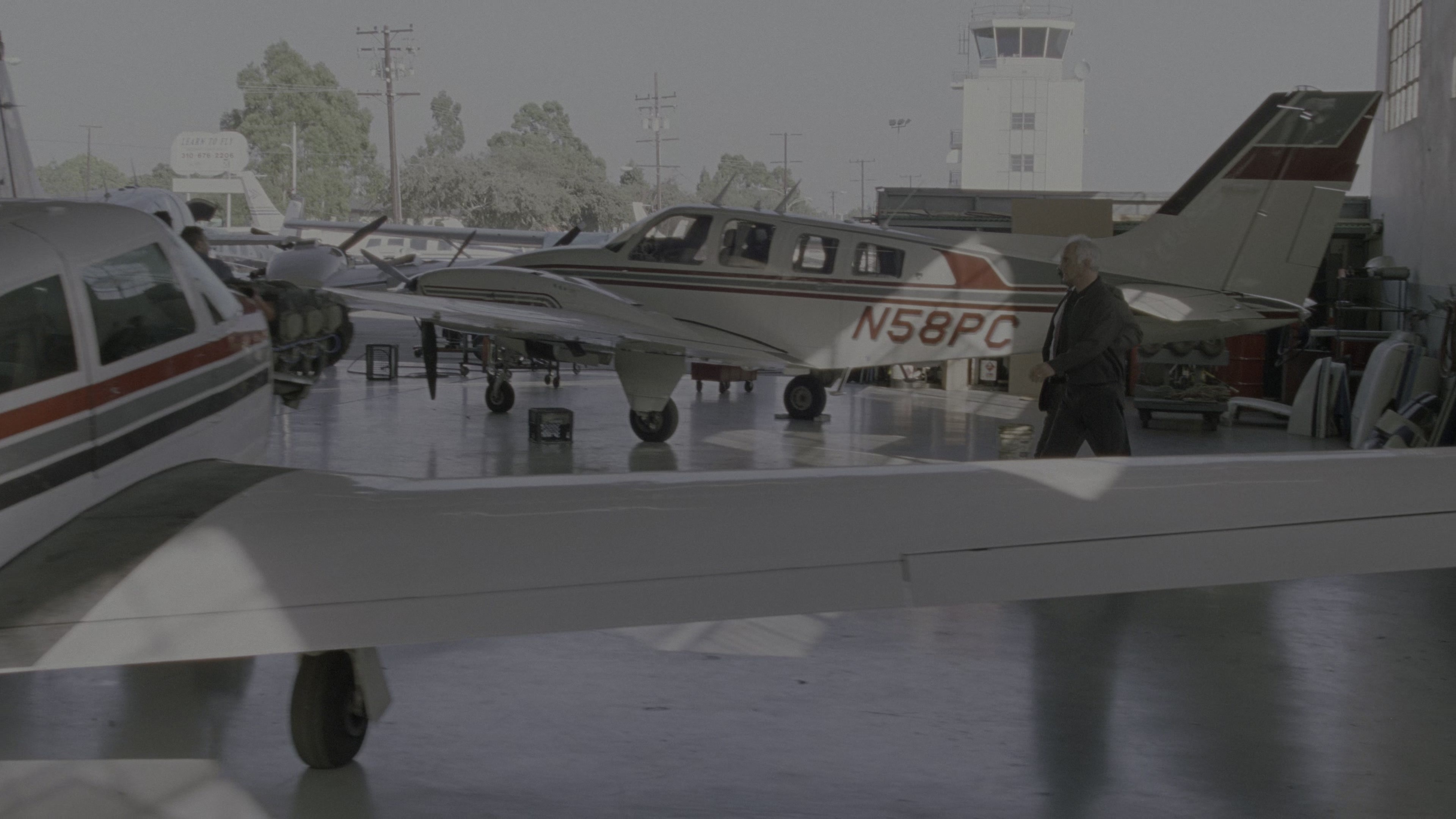 The Limey (1999), wide, 1.78:1 — film still