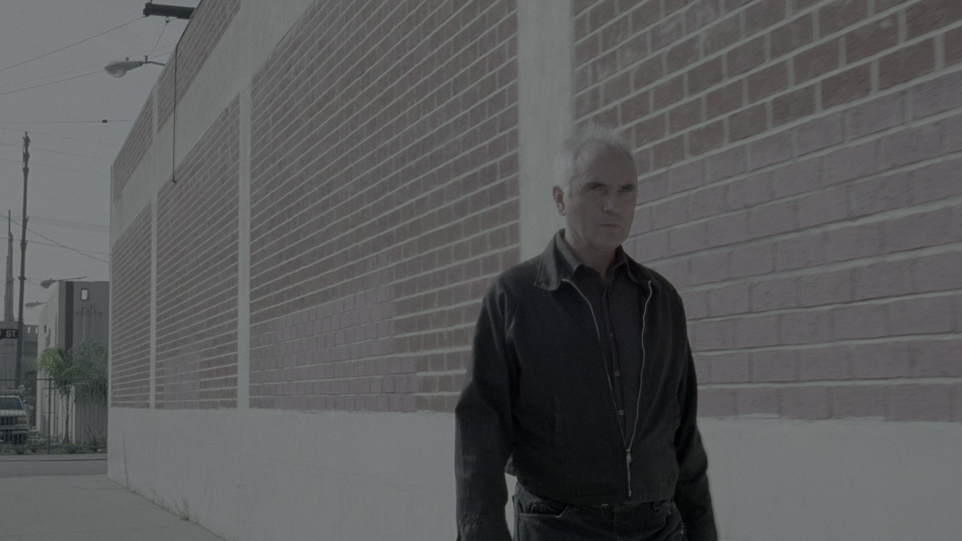 The Limey (1999), wide, 1.78:1 — film still
