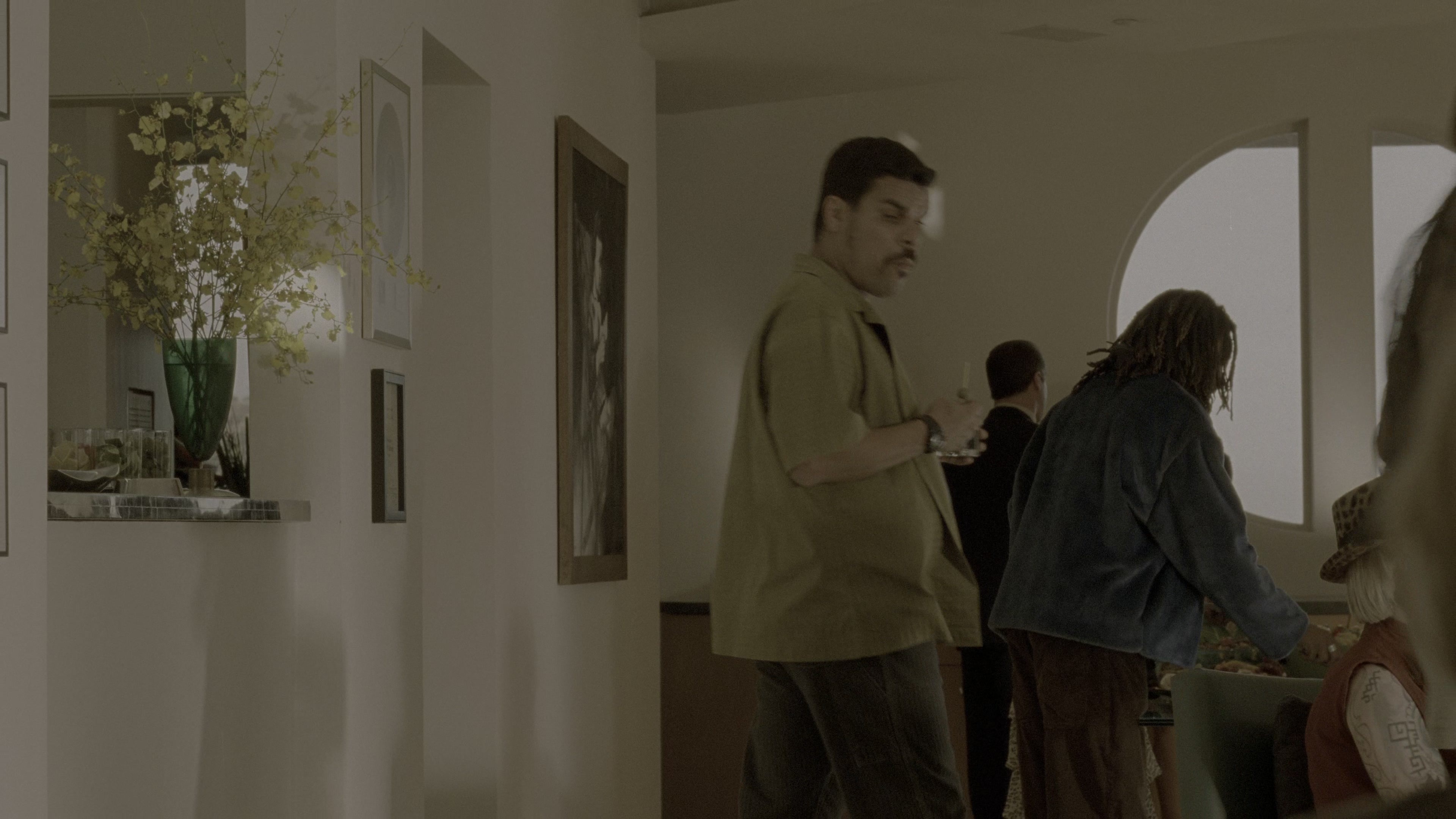 The Limey (1999), wide, 1.78:1 — film still