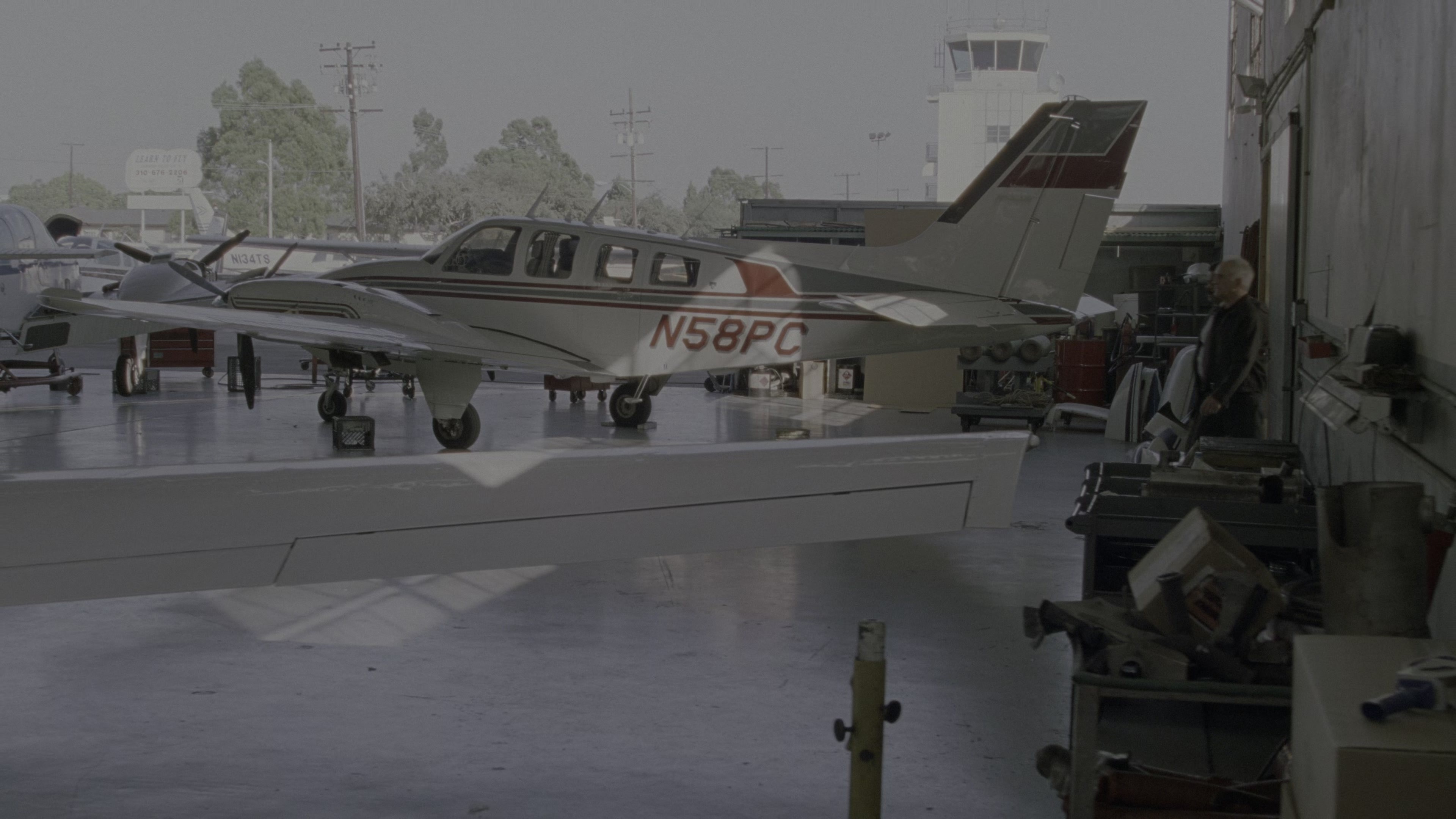 The Limey (1999), wide, 1.78:1 — film still
