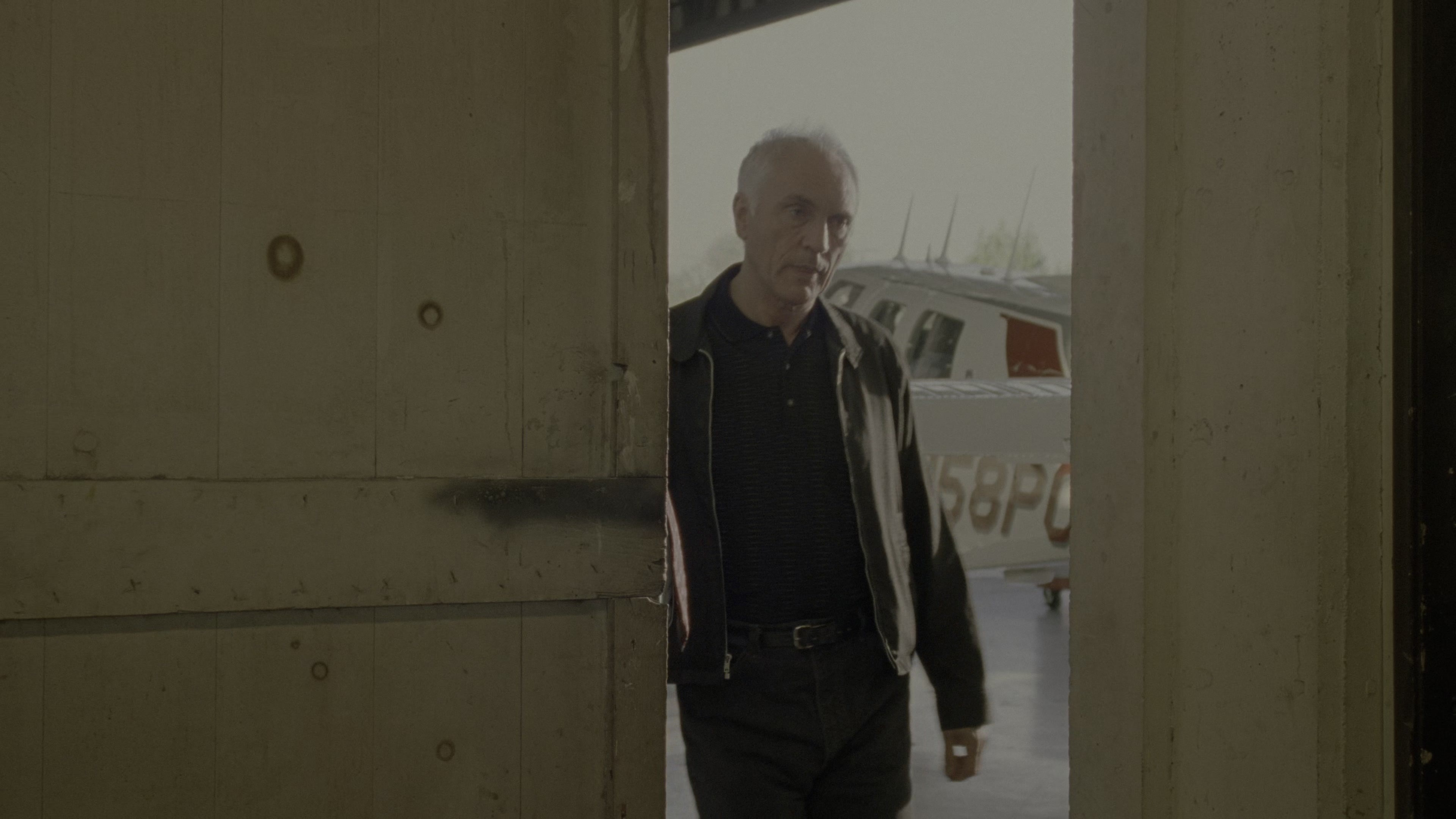The Limey (1999), wide, 1.78:1 — film still