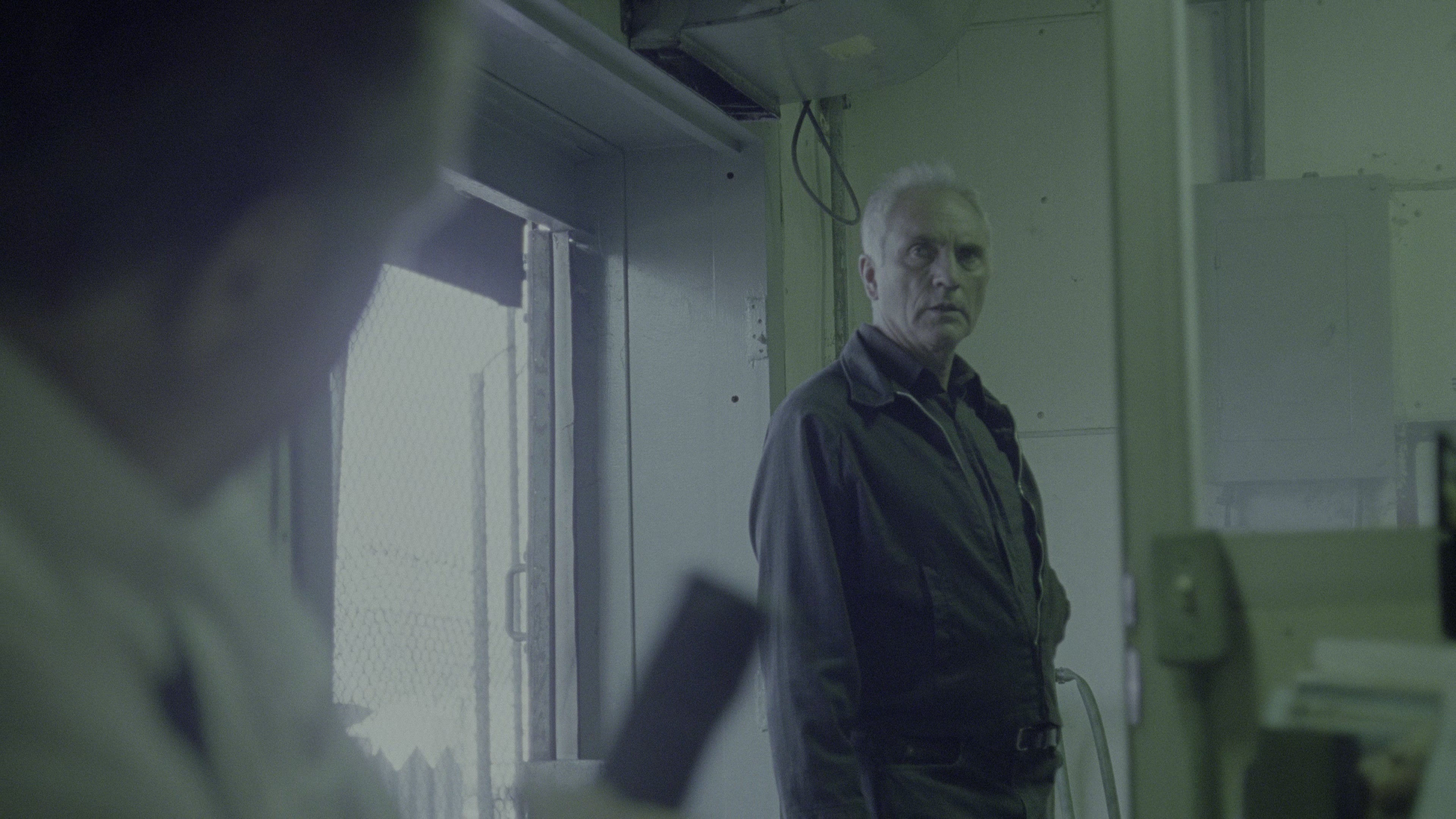 The Limey (1999), wide, 1.78:1 — film still