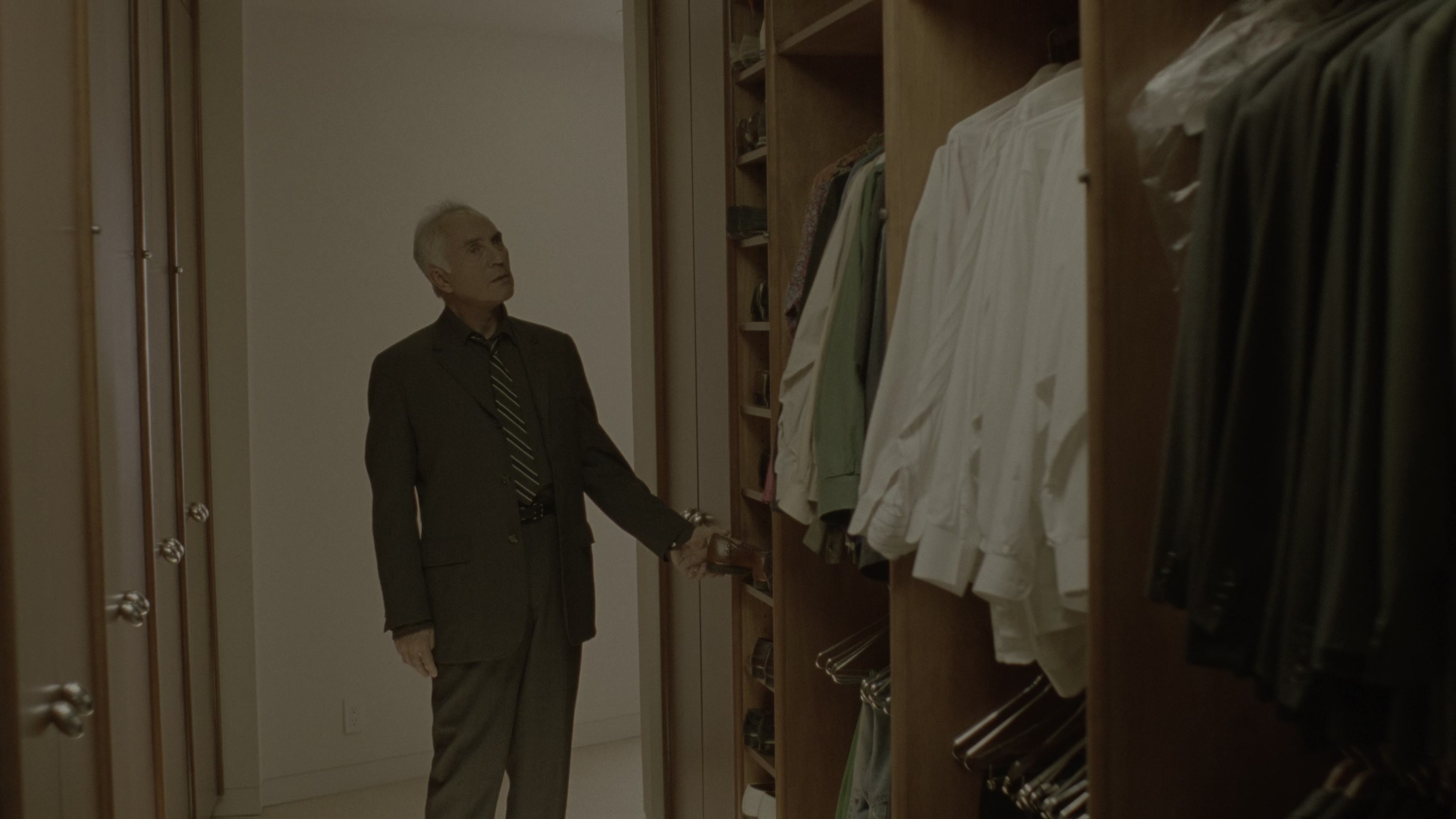 The Limey (1999), wide, 1.78:1 — film still