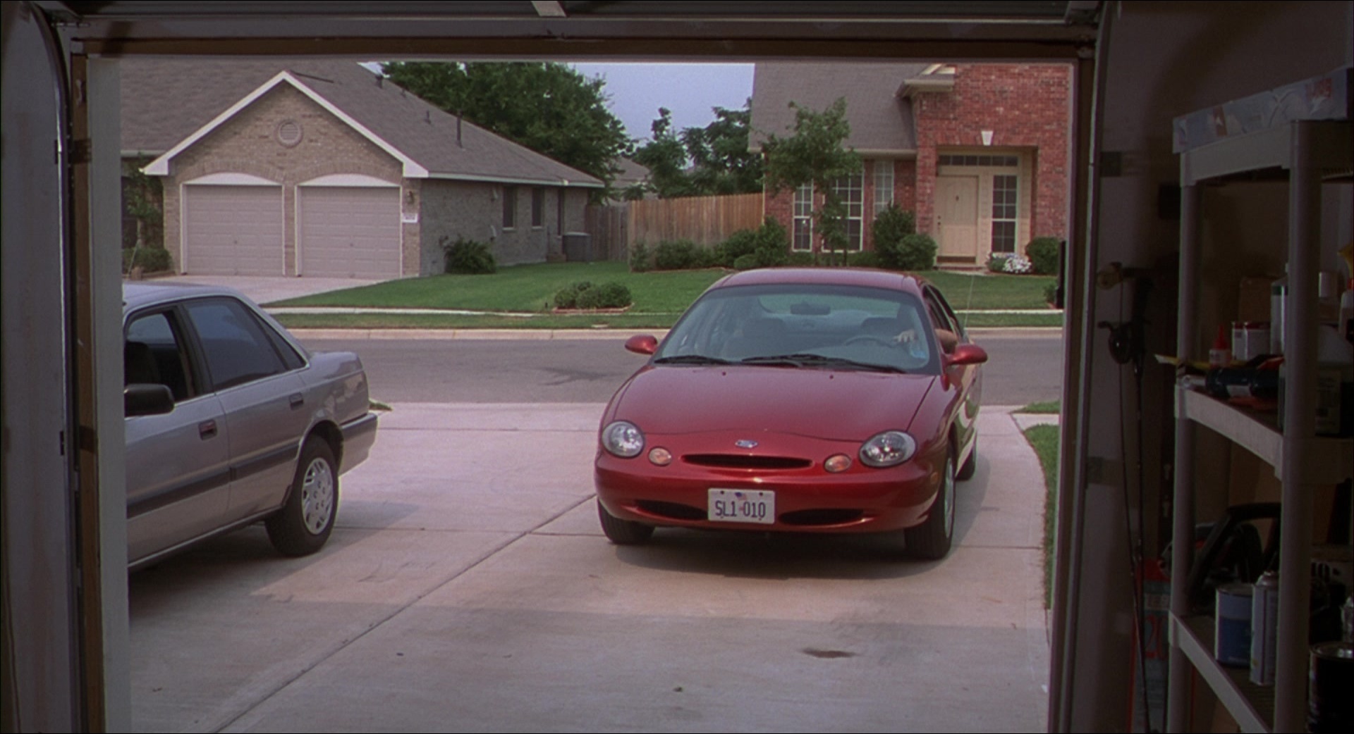 Office Space (1999), wide, 1.84:1 — film still