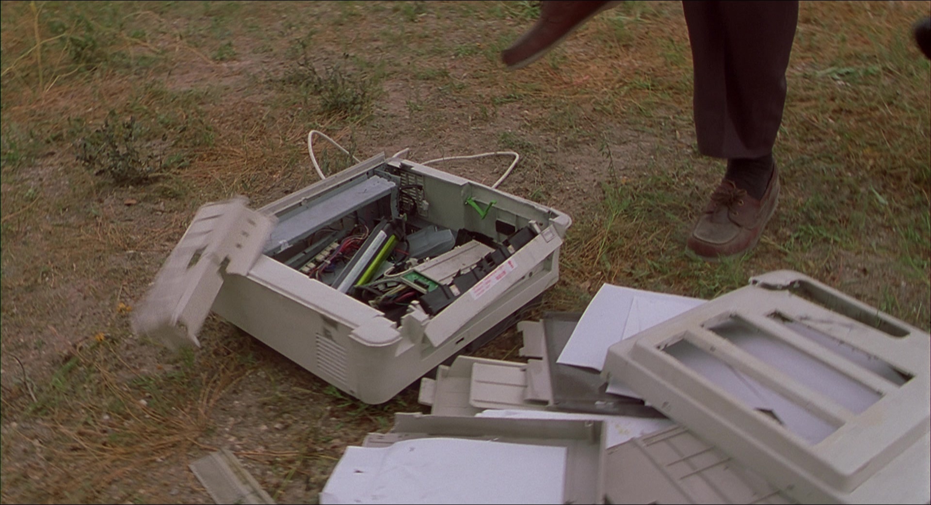 Office Space (1999), unknown, 1.84:1 — film still
