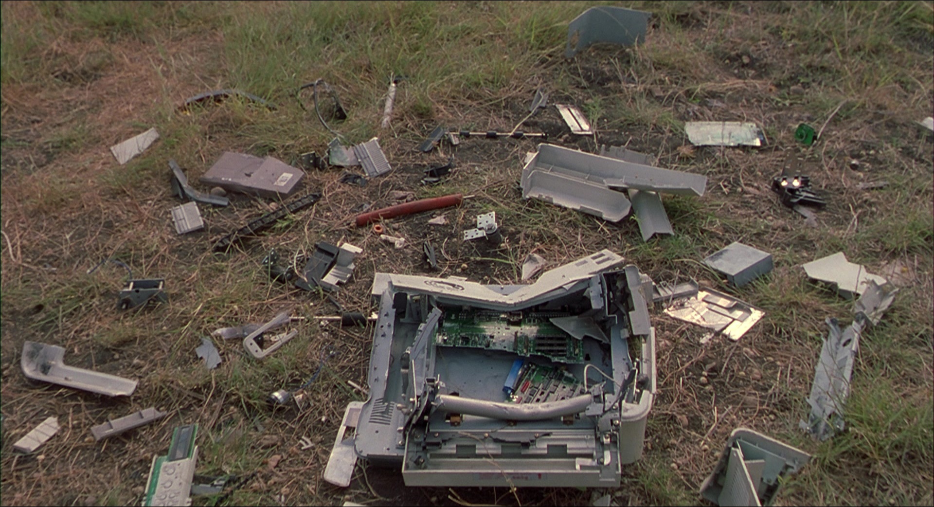 Office Space (1999), wide, 1.84:1 — film still