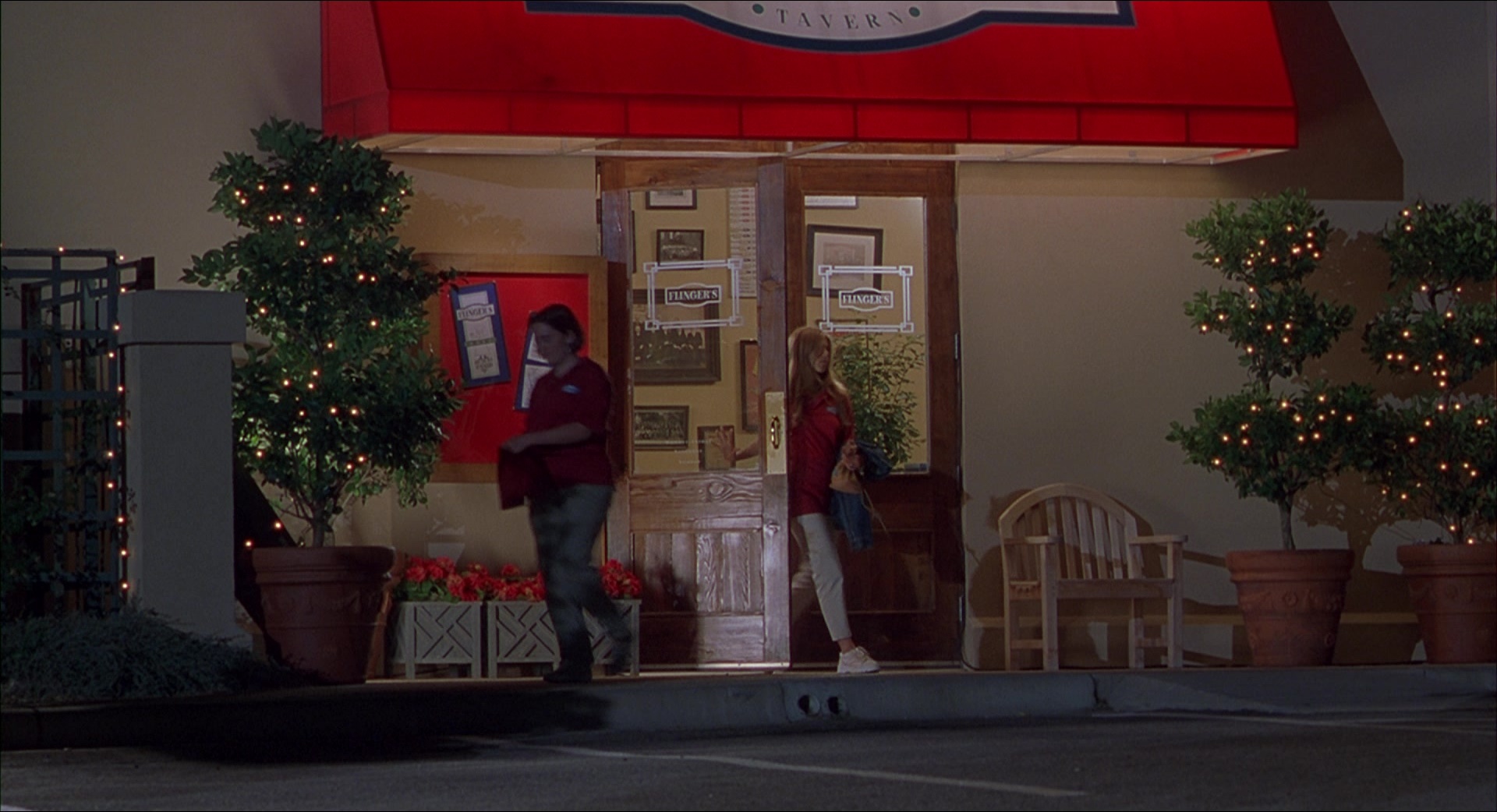 Office Space (1999), wide, 1.84:1 — film still