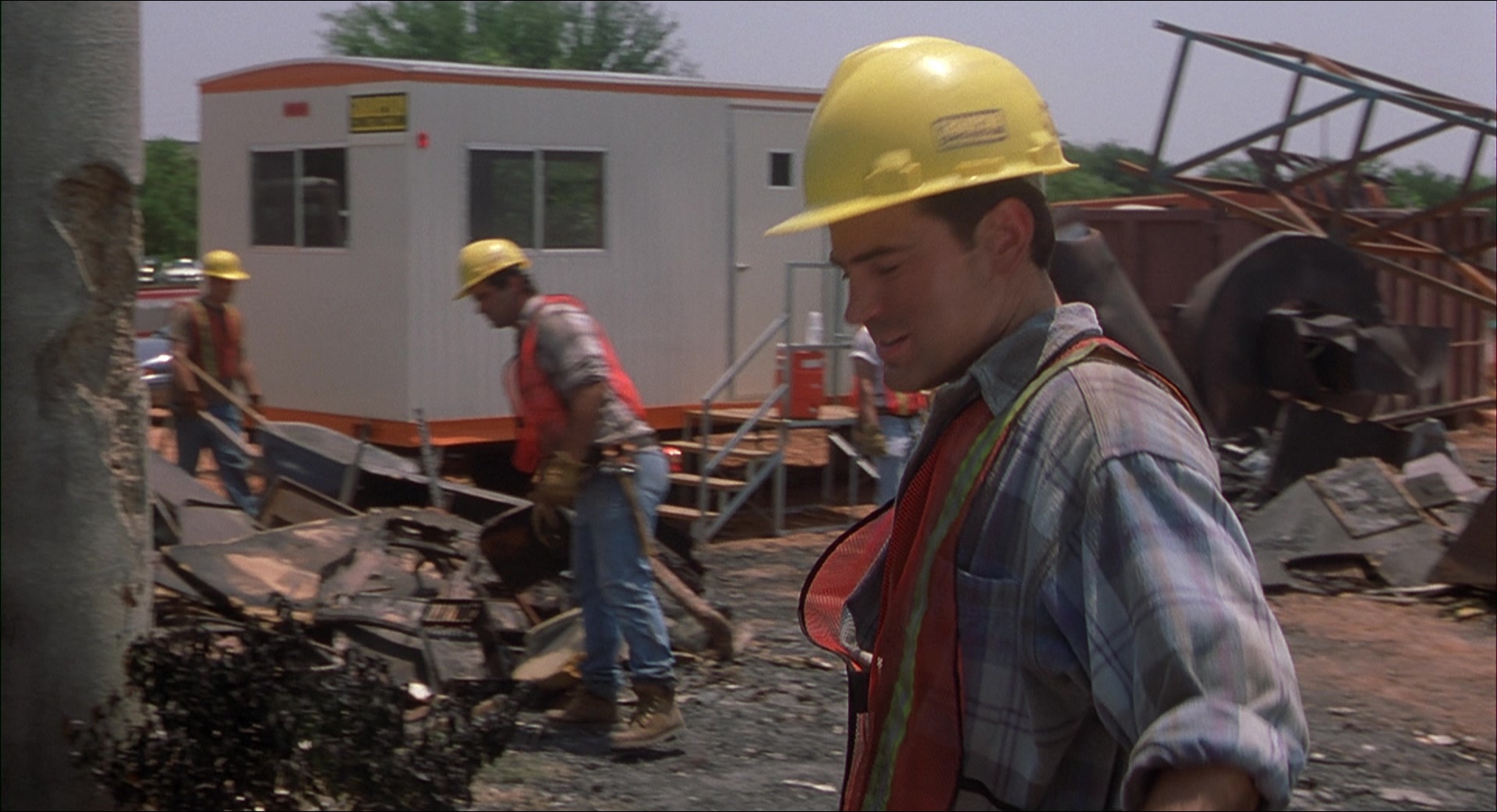 Office Space (1999), wide, 1.84:1 — film still