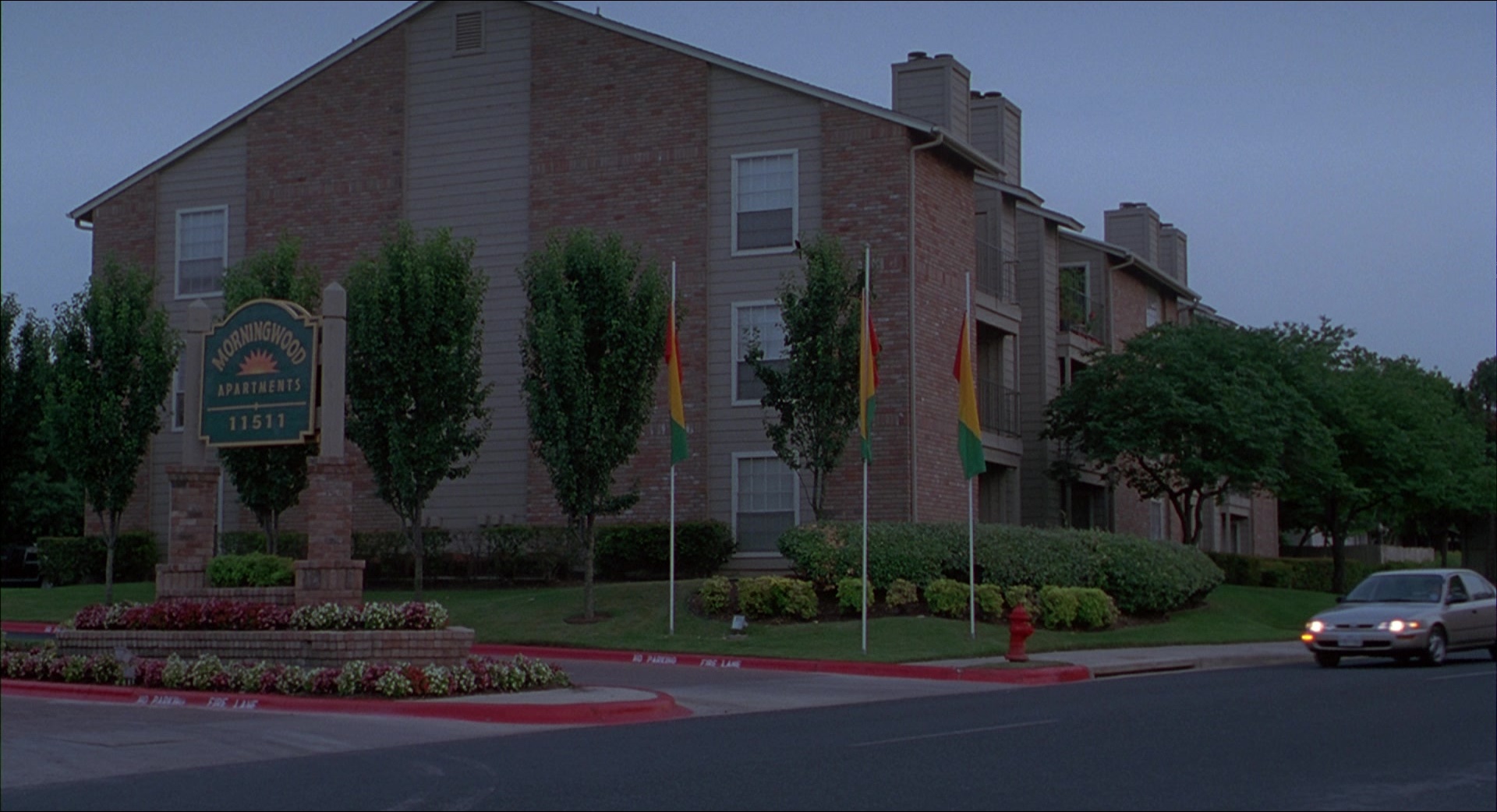 Office Space (1999), unknown, 1.84:1 — film still