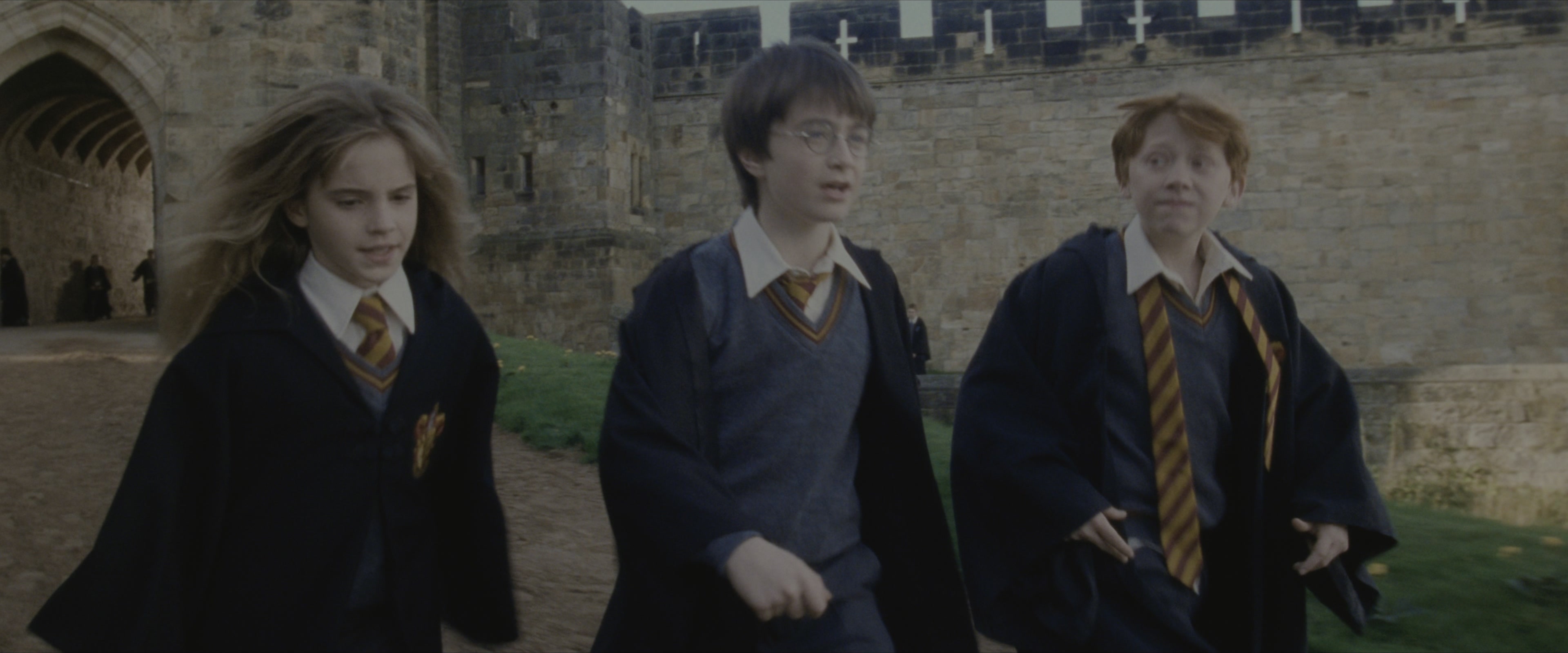 Harry Potter and the Sorcerer's Stone (2001), wide, 2.40:1 — film still