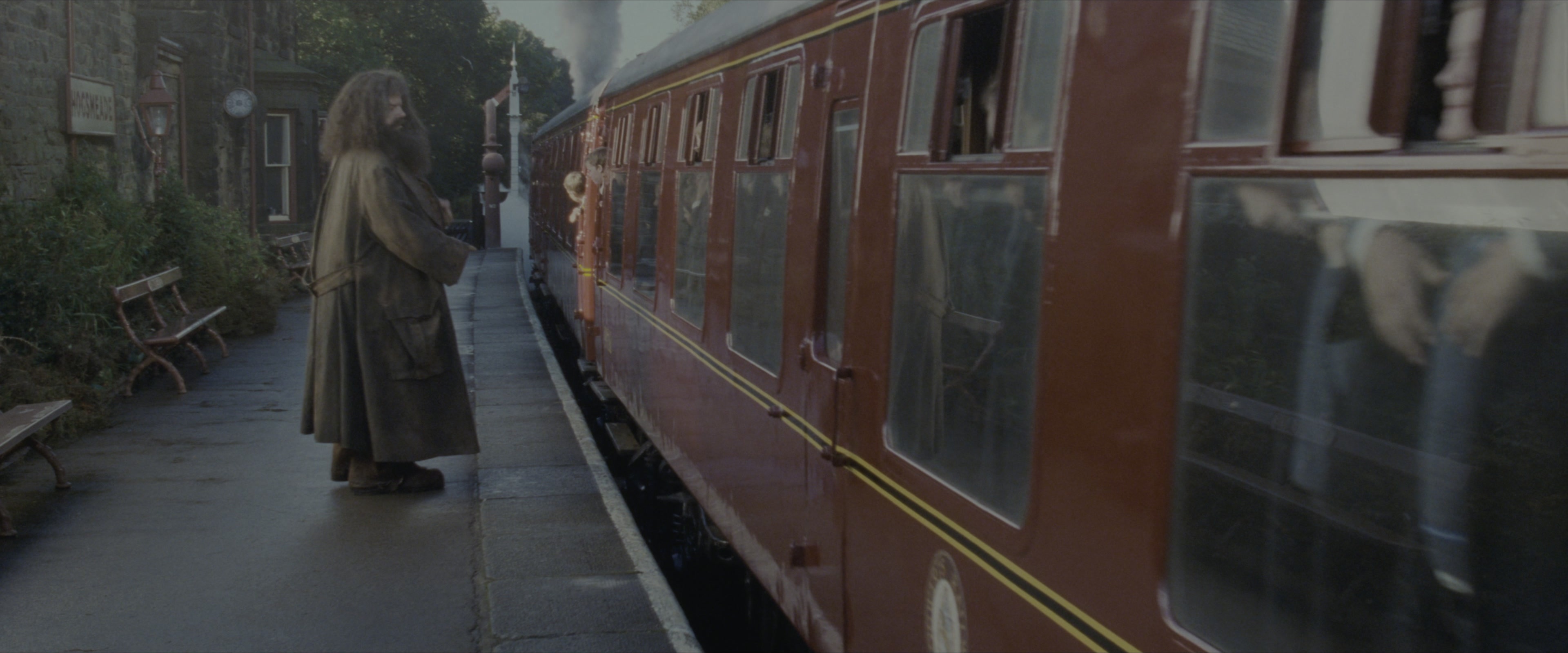 Harry Potter and the Sorcerer's Stone (2001), wide, 2.40:1 — film still