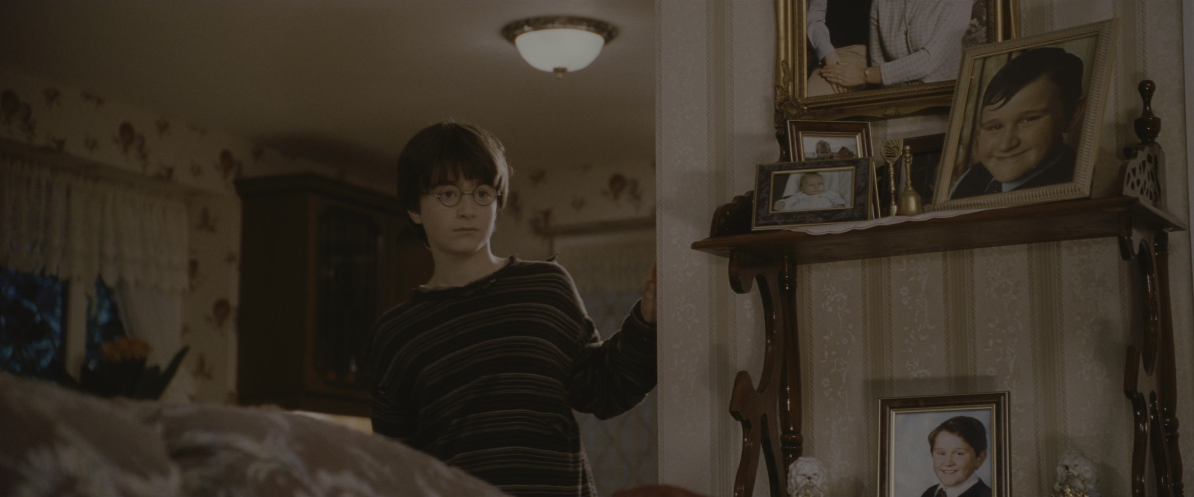 Harry Potter and the Sorcerer's Stone (2001), wide, 2.40:1 — film still