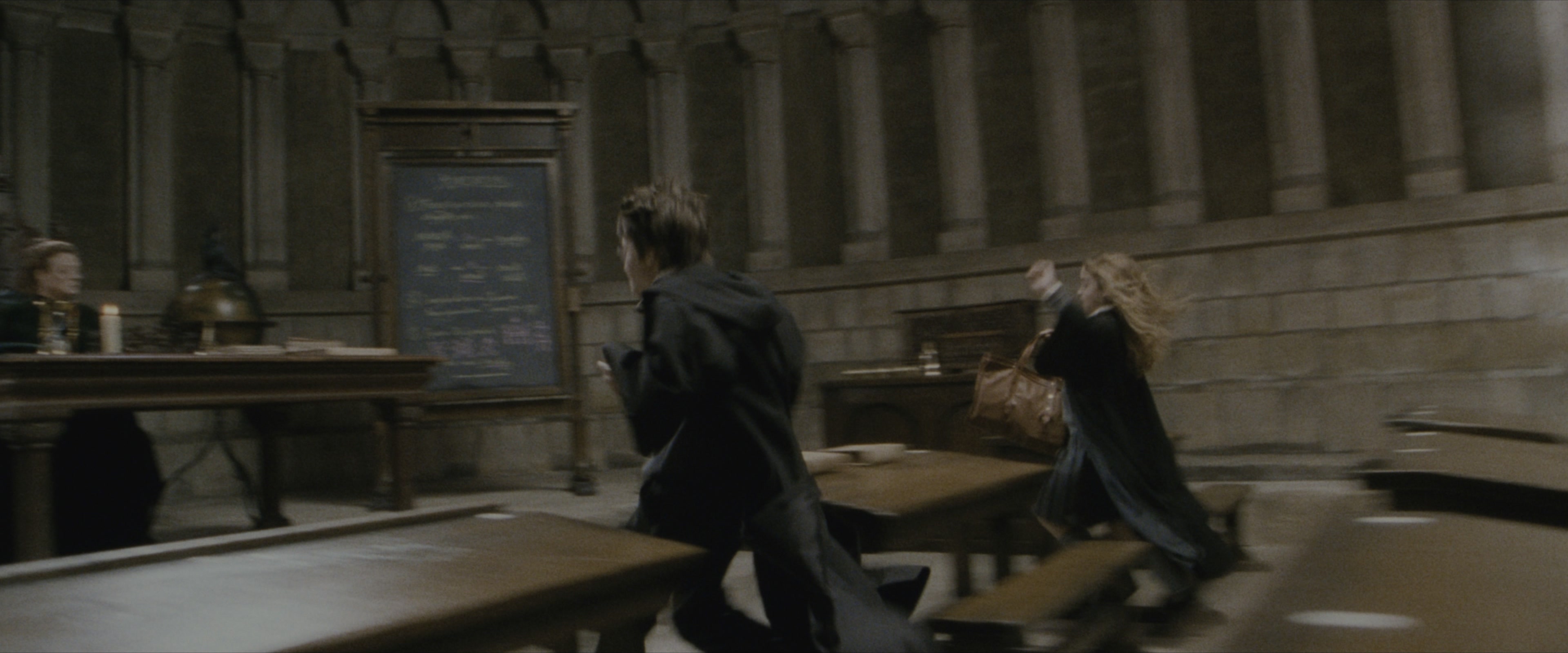 Harry Potter and the Sorcerer's Stone (2001), wide, 2.40:1 — film still