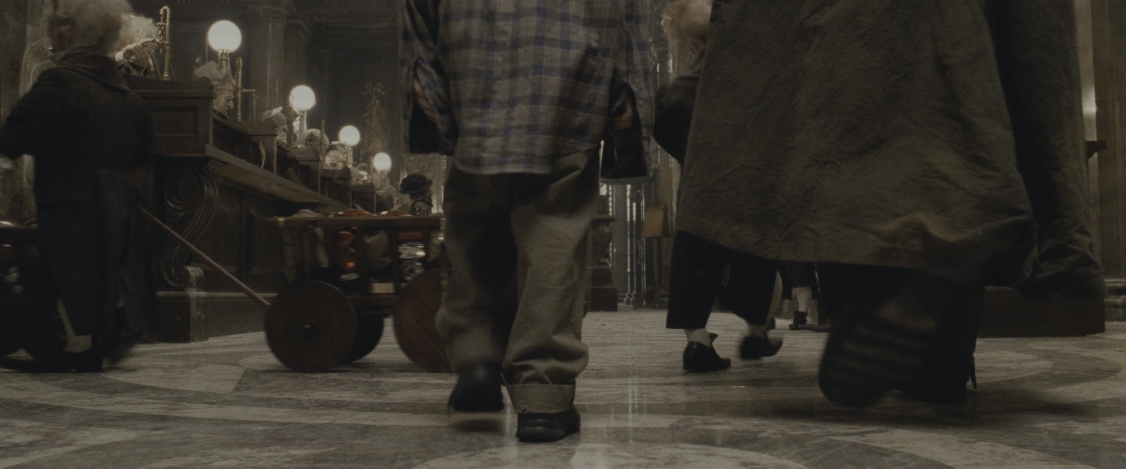 Harry Potter and the Sorcerer's Stone (2001), wide, 2.40:1 — film still