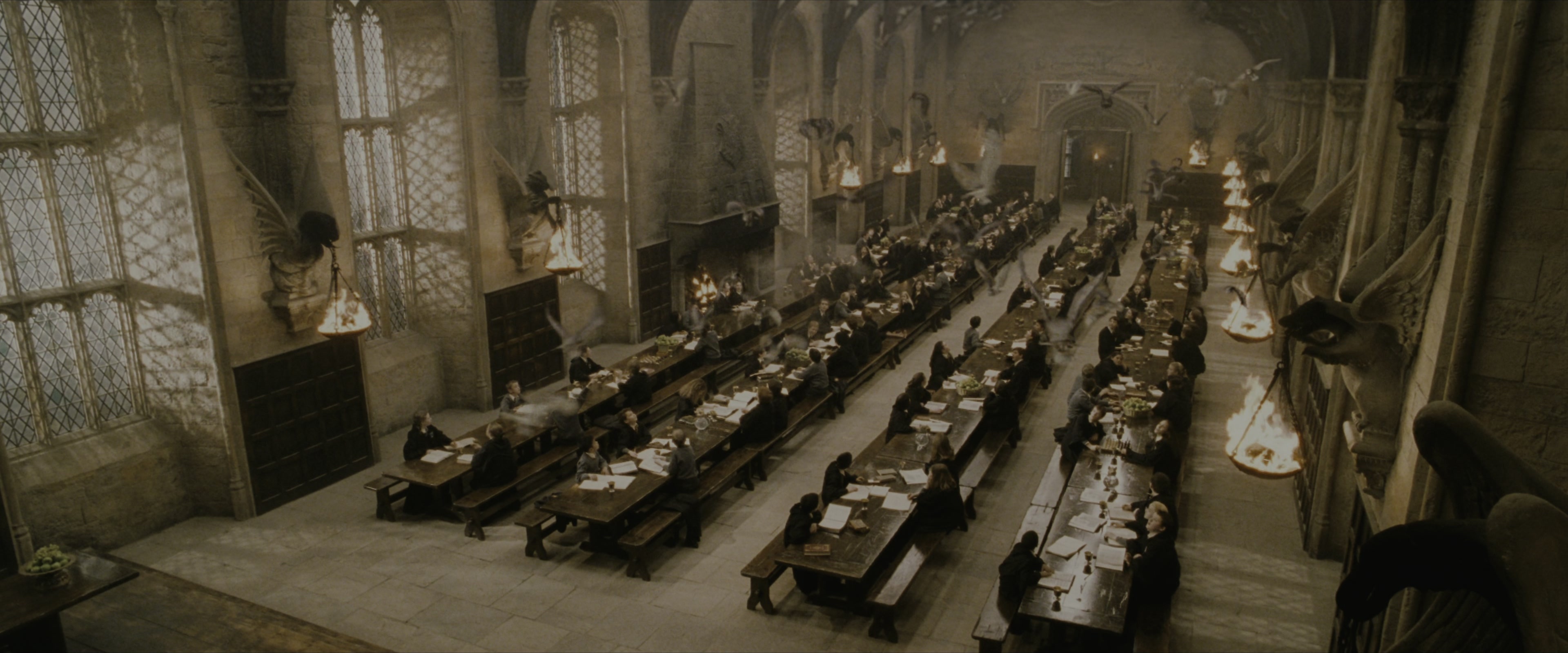 Harry Potter and the Sorcerer's Stone (2001), wide, 2.40:1 — film still
