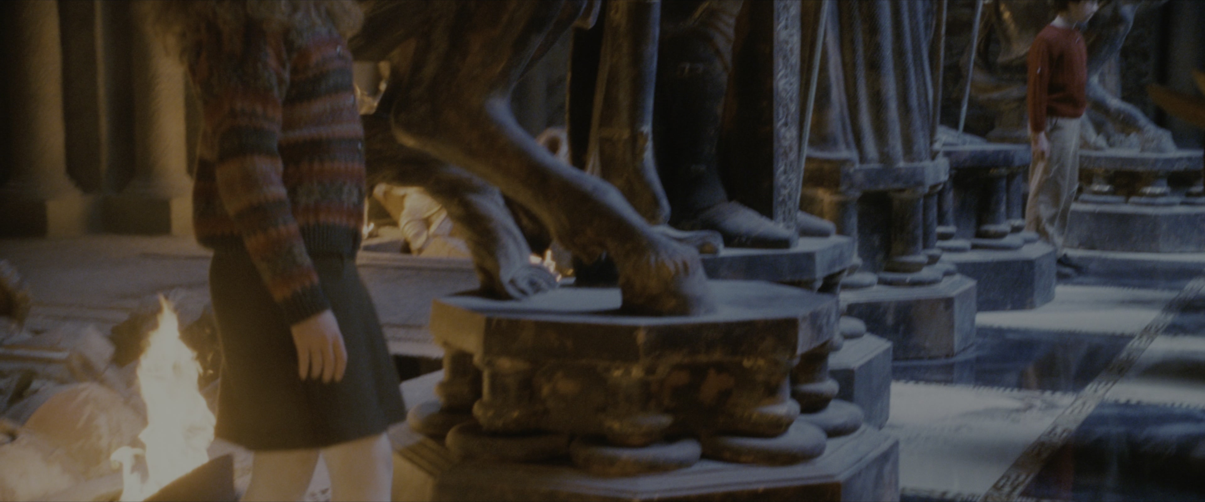 Harry Potter and the Sorcerer's Stone (2001), wide, 2.40:1 — film still