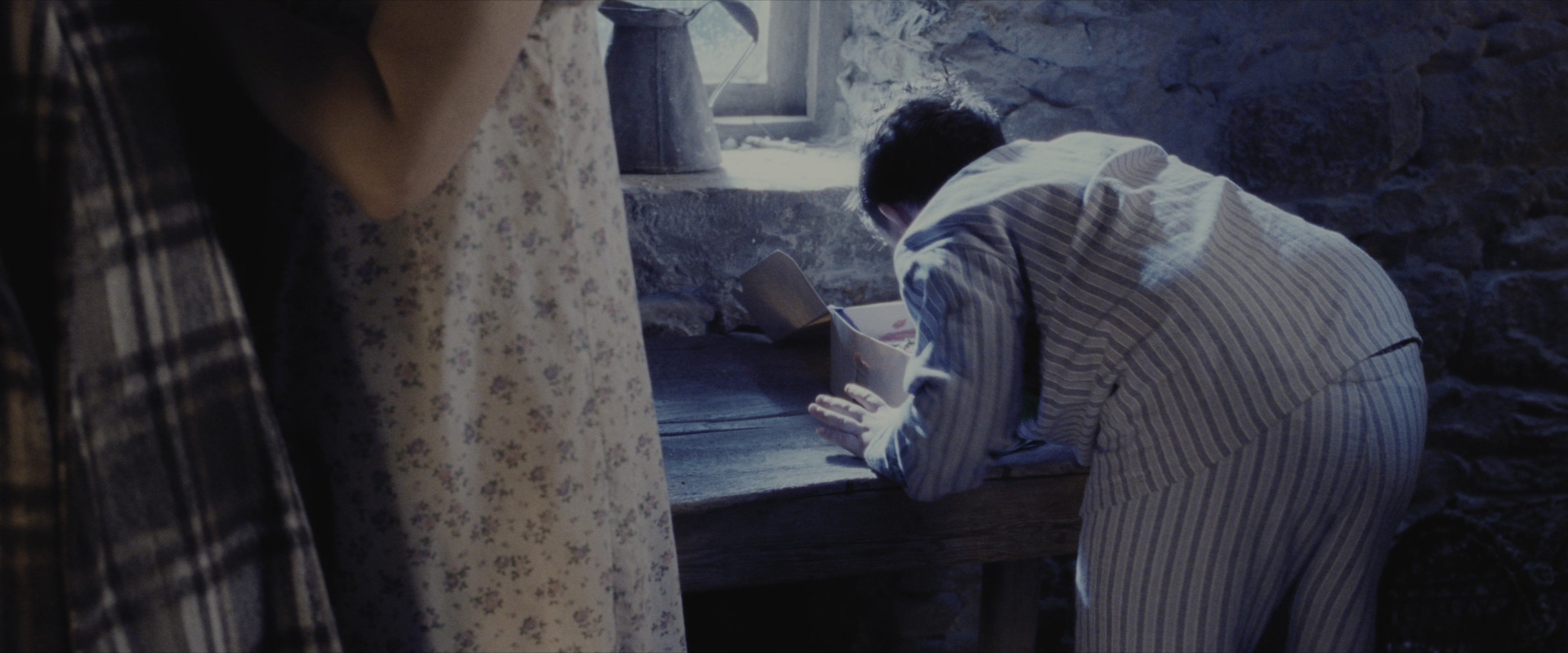 Harry Potter and the Sorcerer's Stone (2001), wide, 2.40:1 — film still