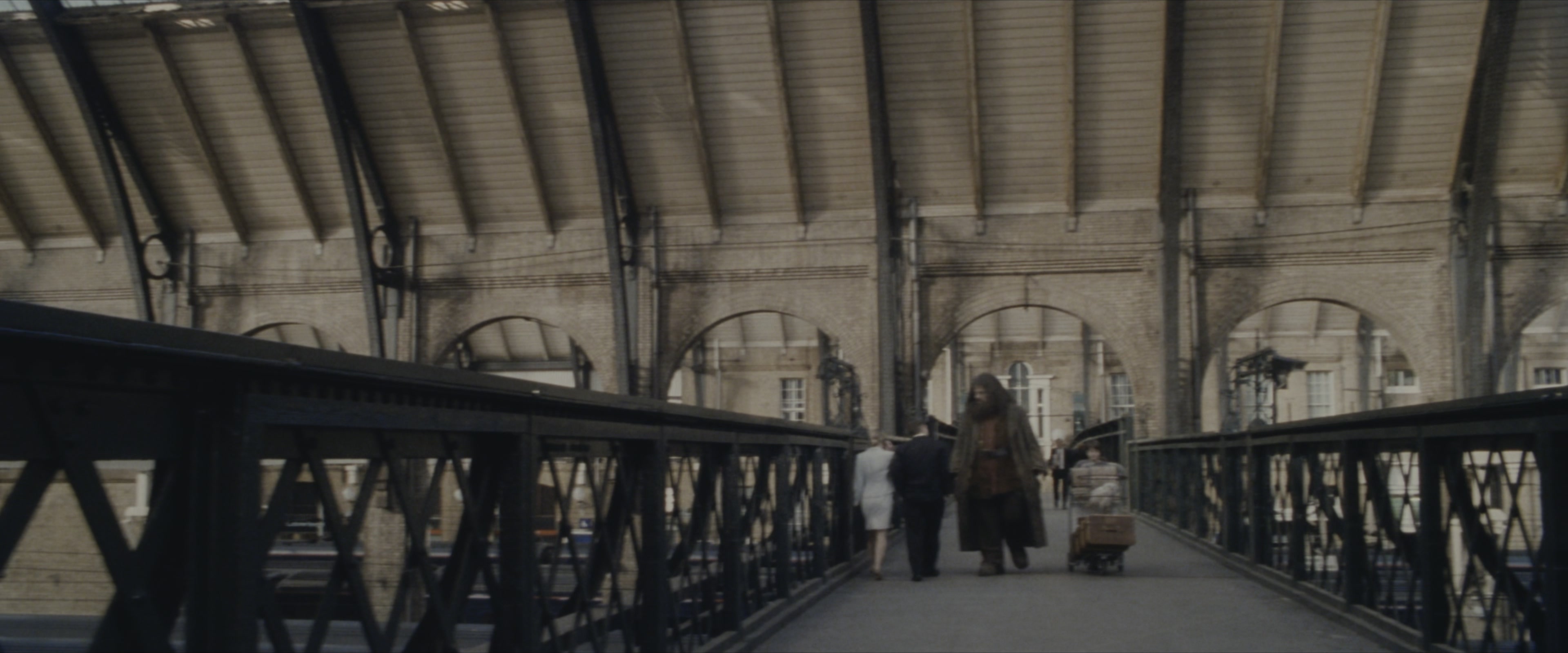 Harry Potter and the Sorcerer's Stone (2001), wide, 2.40:1 — film still