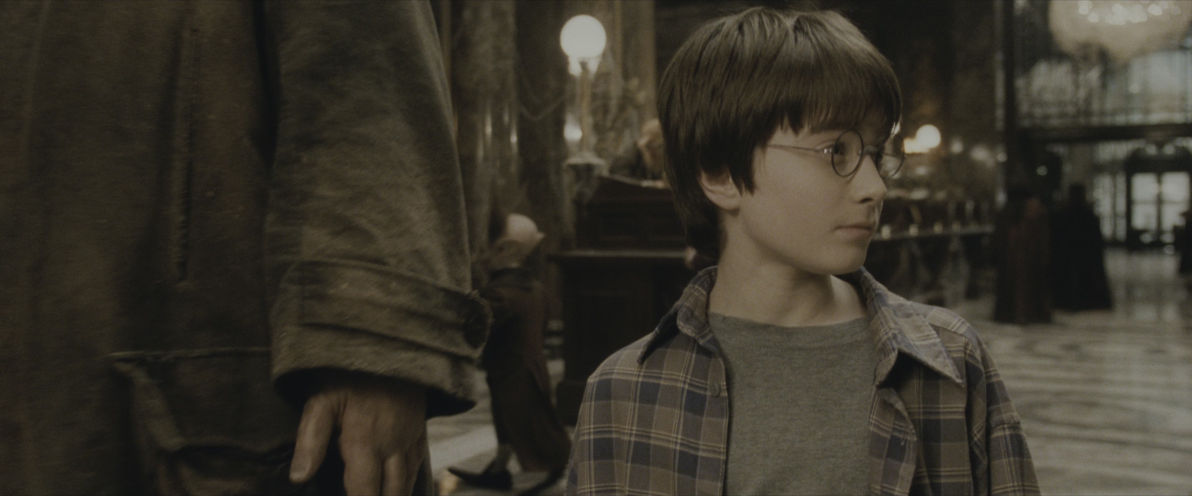 Harry Potter and the Sorcerer's Stone (2001), wide, 2.40:1 — film still