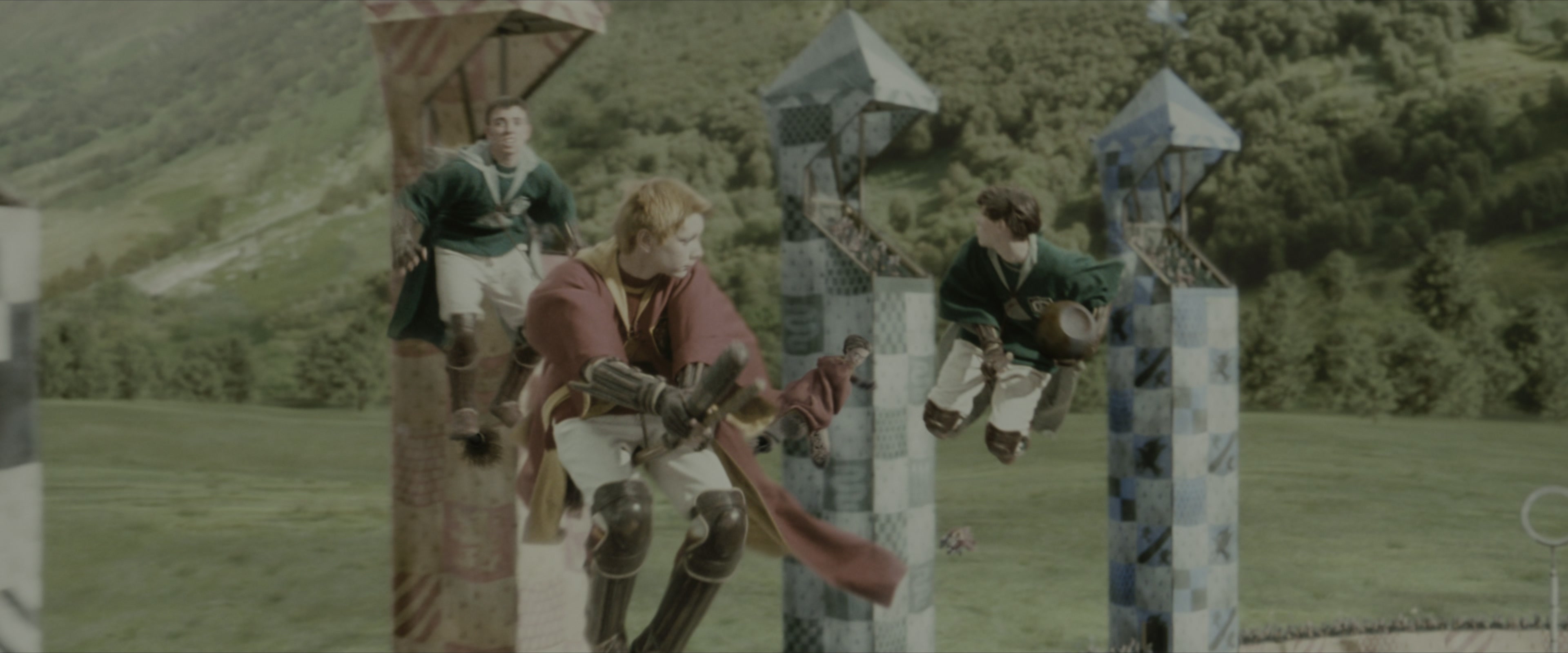 Harry Potter and the Sorcerer's Stone (2001), wide, 2.40:1 — film still