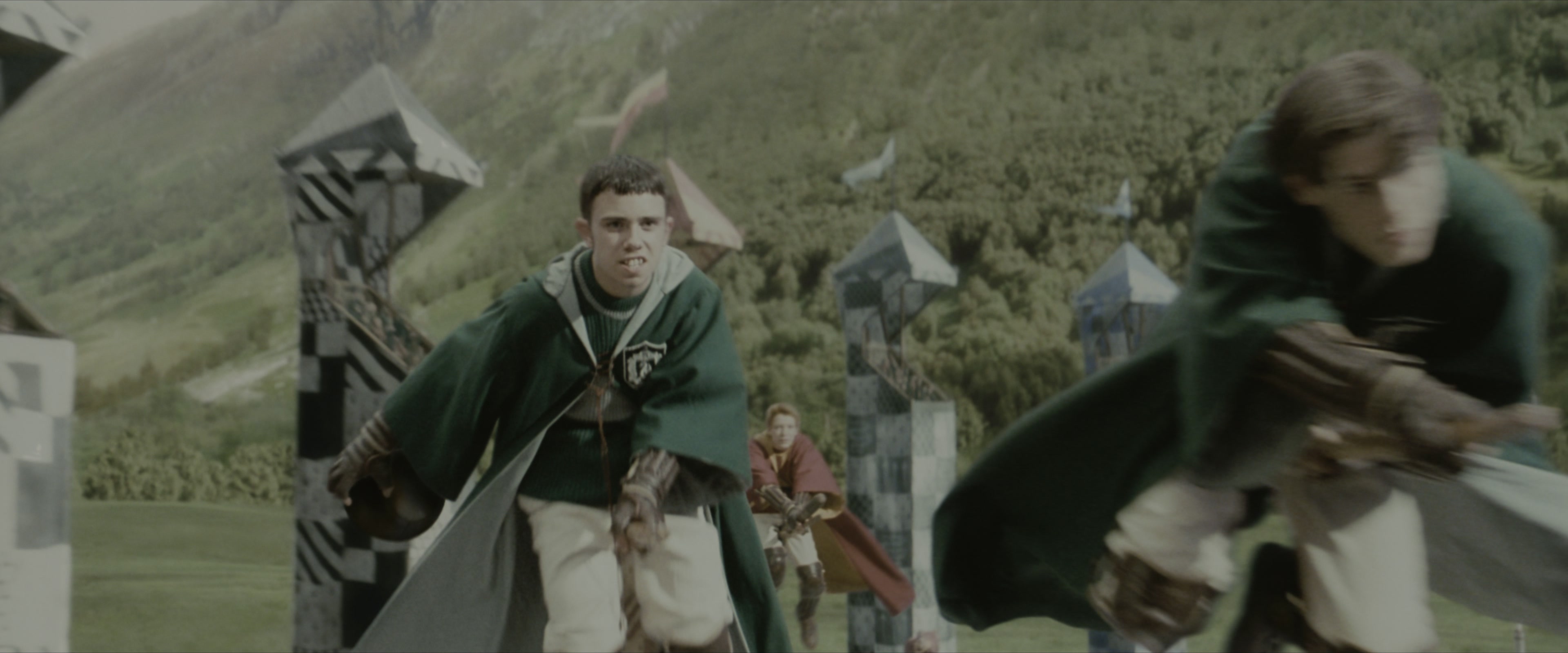 Harry Potter and the Sorcerer's Stone (2001), wide, 2.40:1 — film still