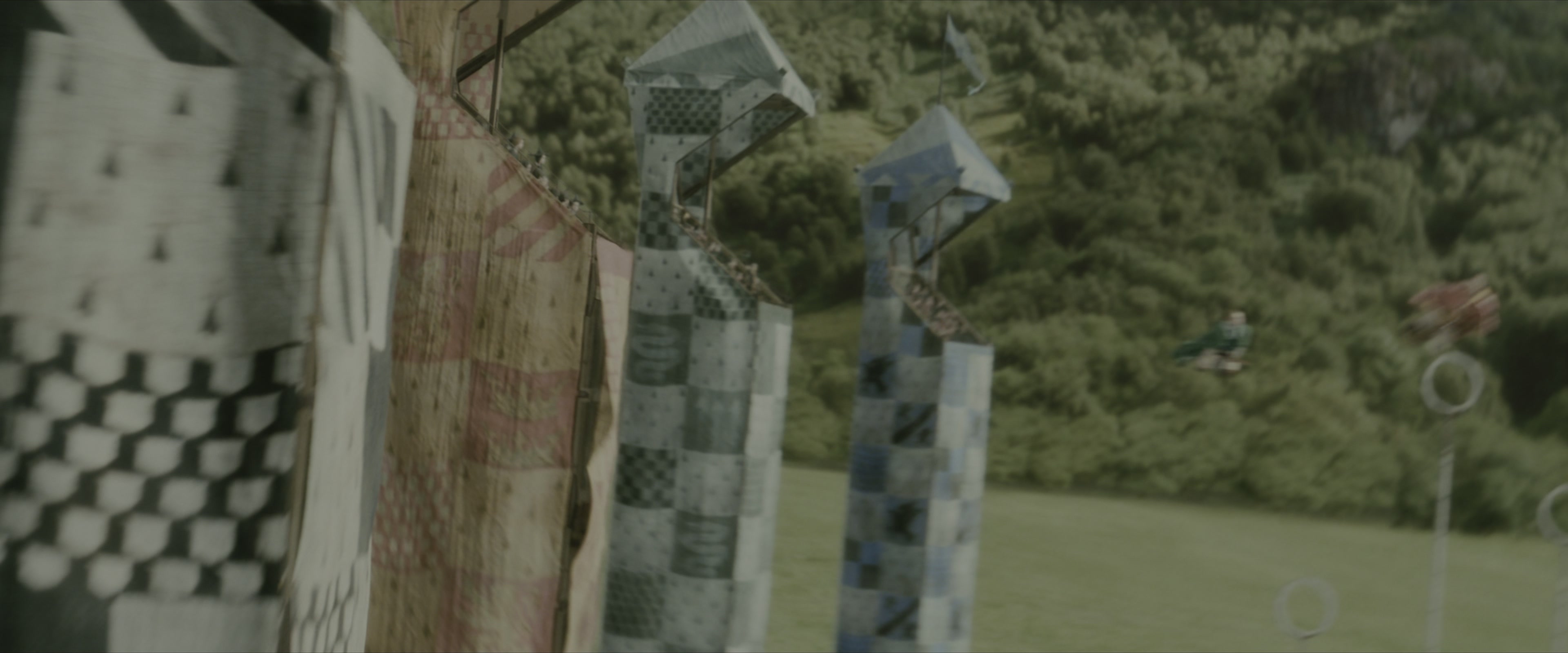 Harry Potter and the Sorcerer's Stone (2001), wide, 2.40:1 — film still